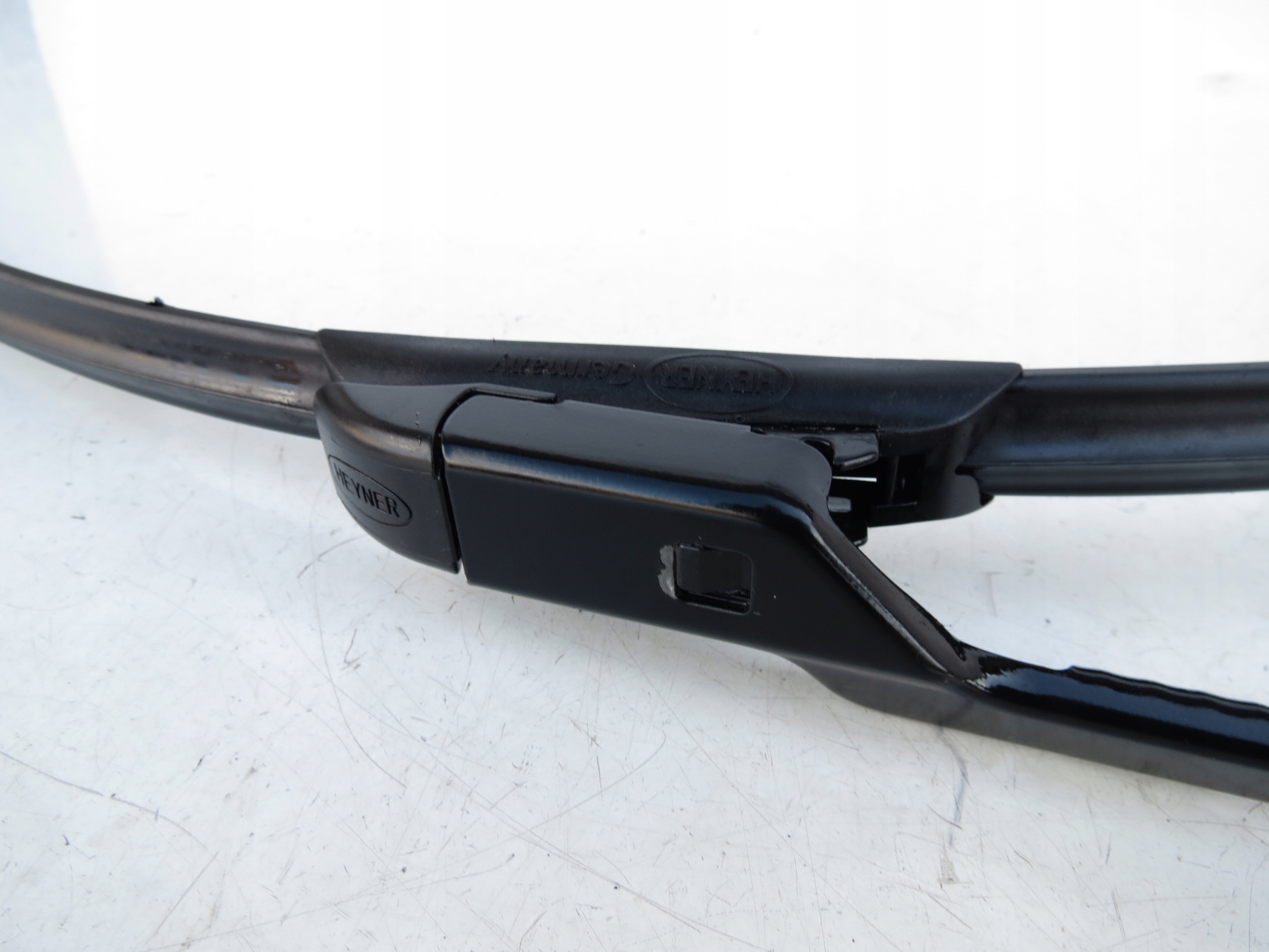 wiper arm left left front front EUROPA 30753525 VOLVO XC60 and
