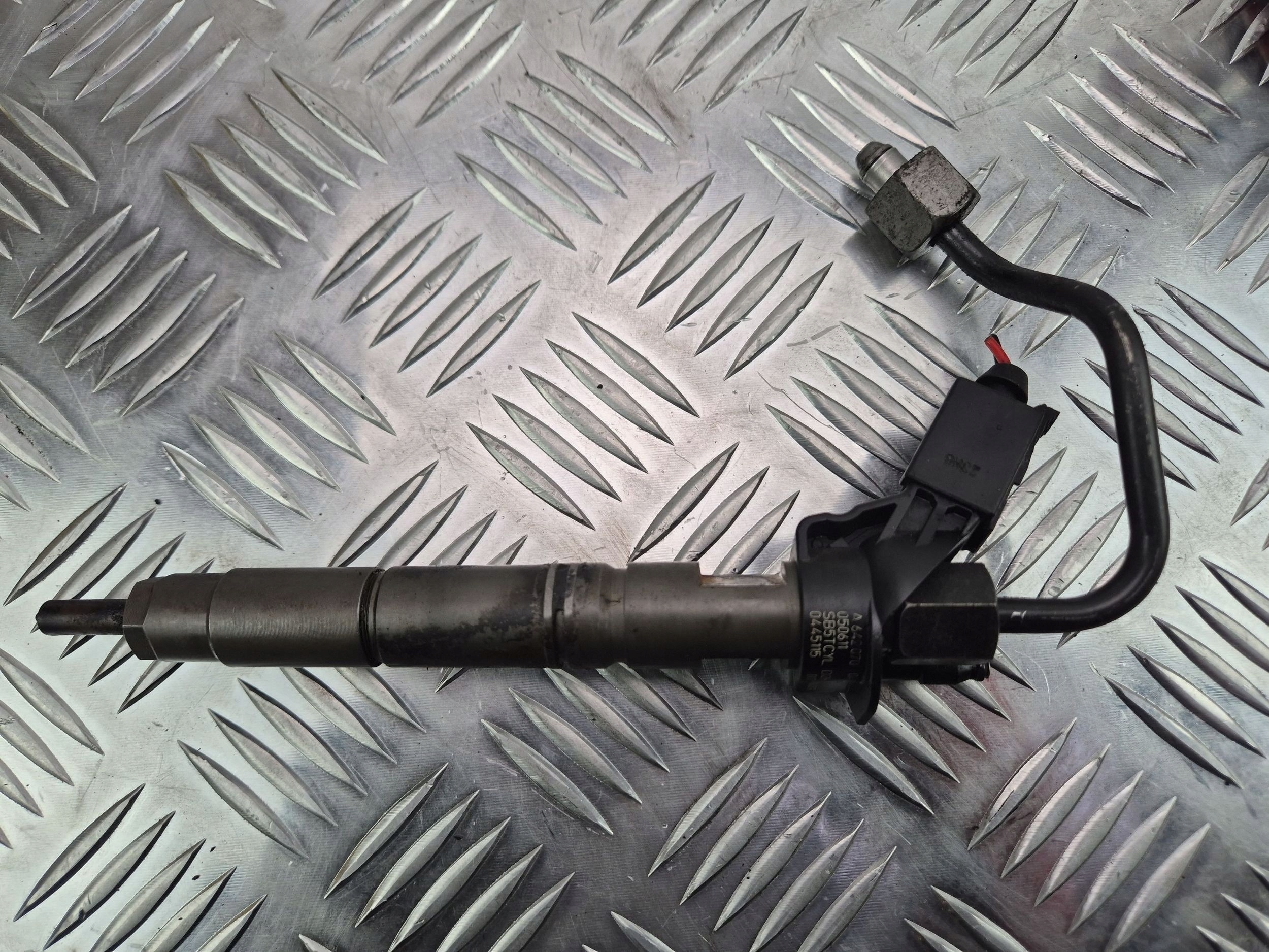 Mercedes E300 CDI W211 injector A6420700487 642.920