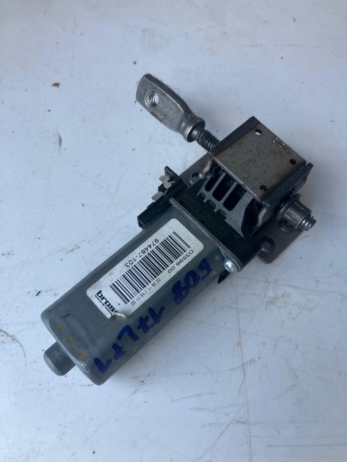mini motor seat driver´s left front PEUGEOT 508 and 974467-103