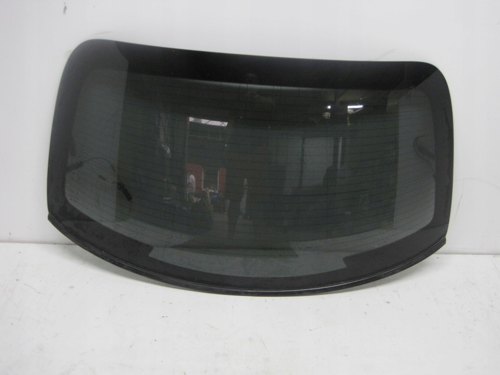 window rear rear part MERCEDES 117 A1176700380