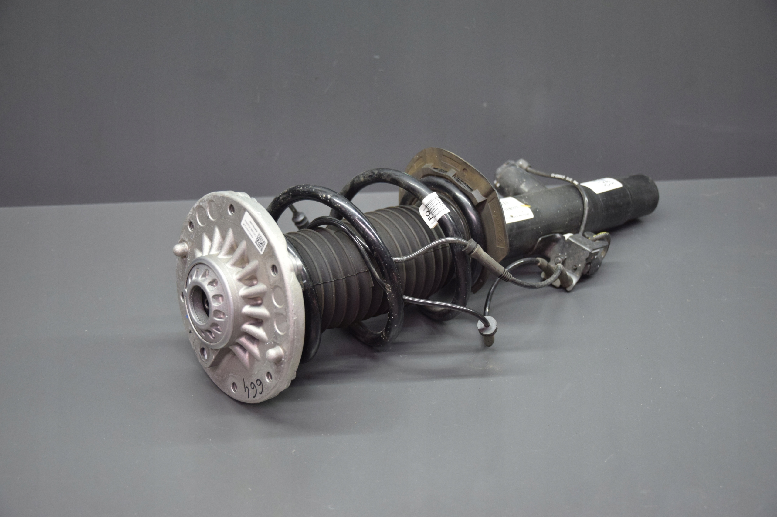 shock absorber left front BMW 2 F23 VDC CABRIO