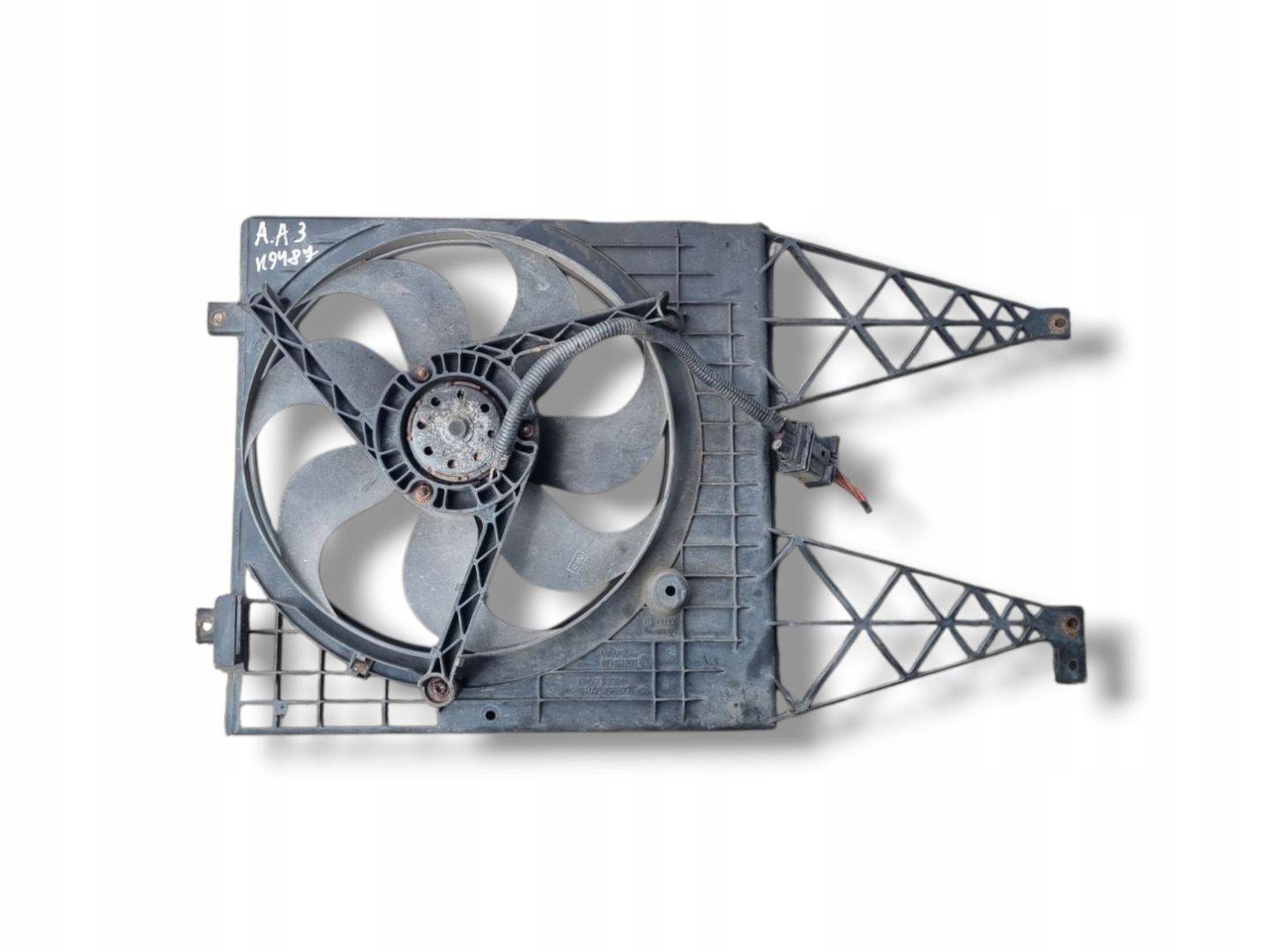 ventilátor chladiče Audi A3 8L 1999 1J0121207L