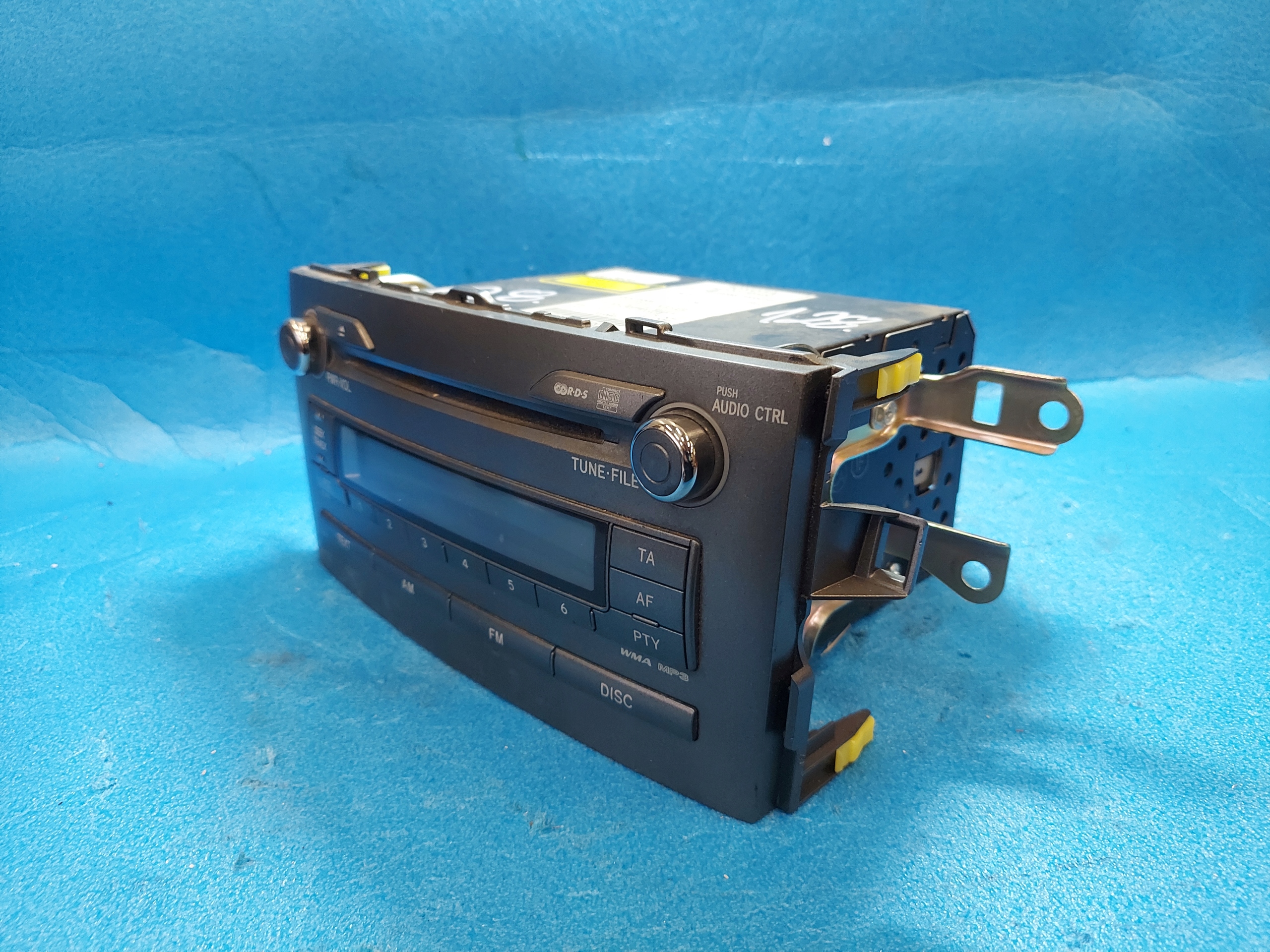 RADIO EKRAN AURIS 2008 R 86120-02520