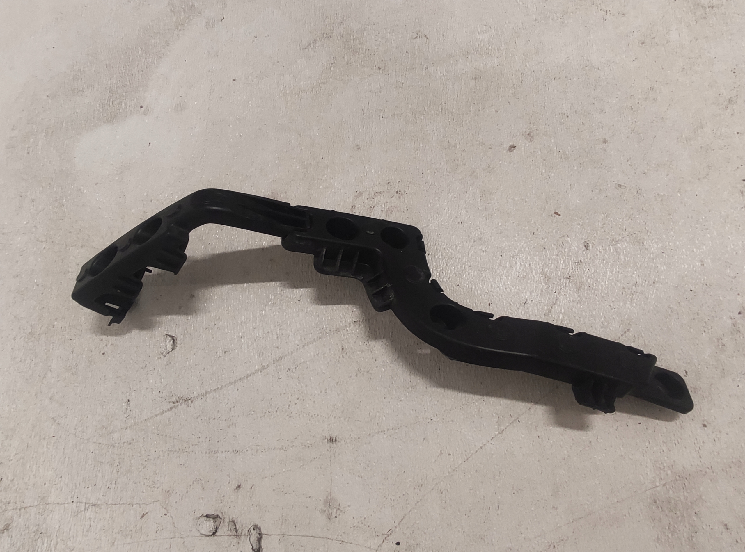 CHEVROLET ORLANDO 2011 bumper bracket right rear part
