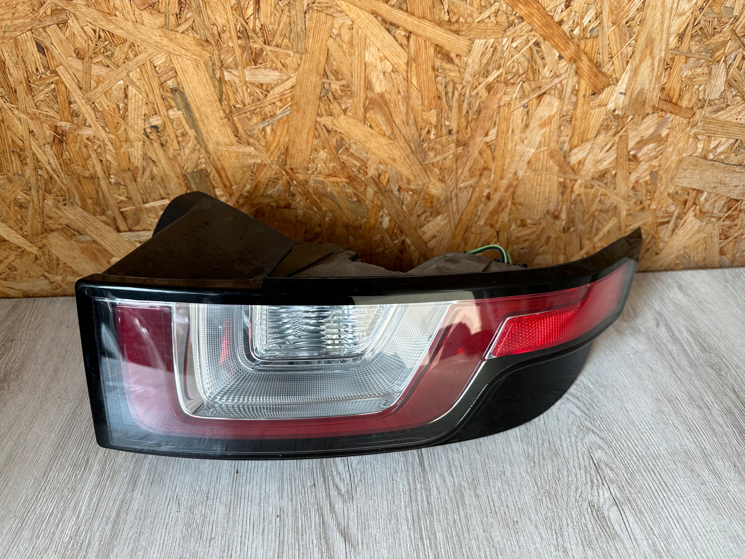 LAMPA TYLNA LEWA PRAWA RANGE ROVER EVOQUE 2017 ROK Wersja Europejska