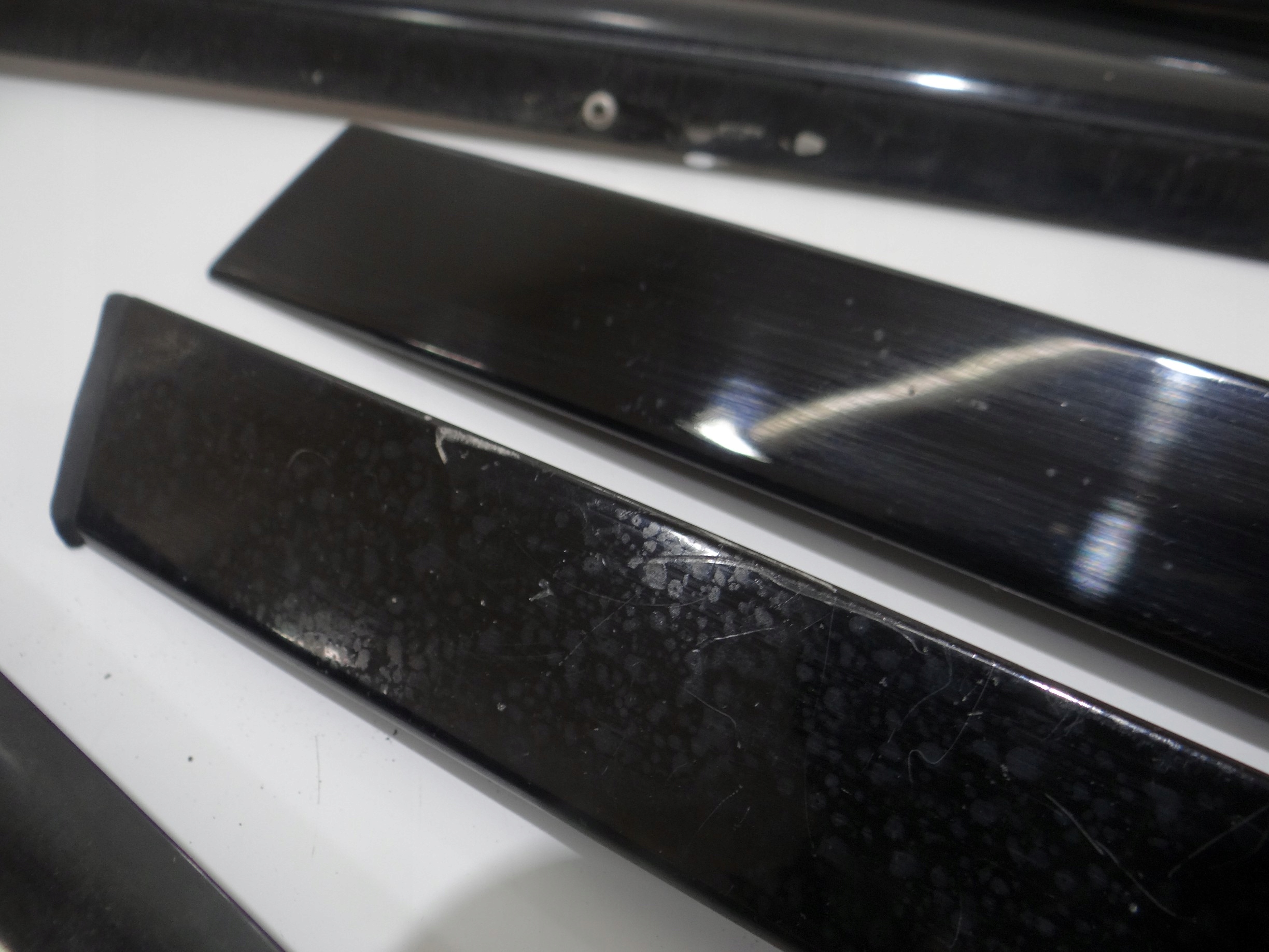 lišty dveře SHADOW LINE BMW E91 KOMBI