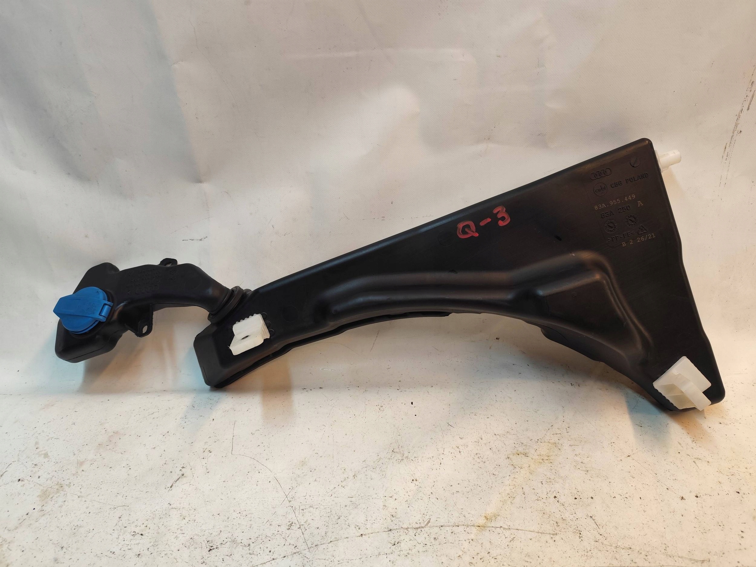AUDI Q3 II 83A washer fluid tank 83A955449