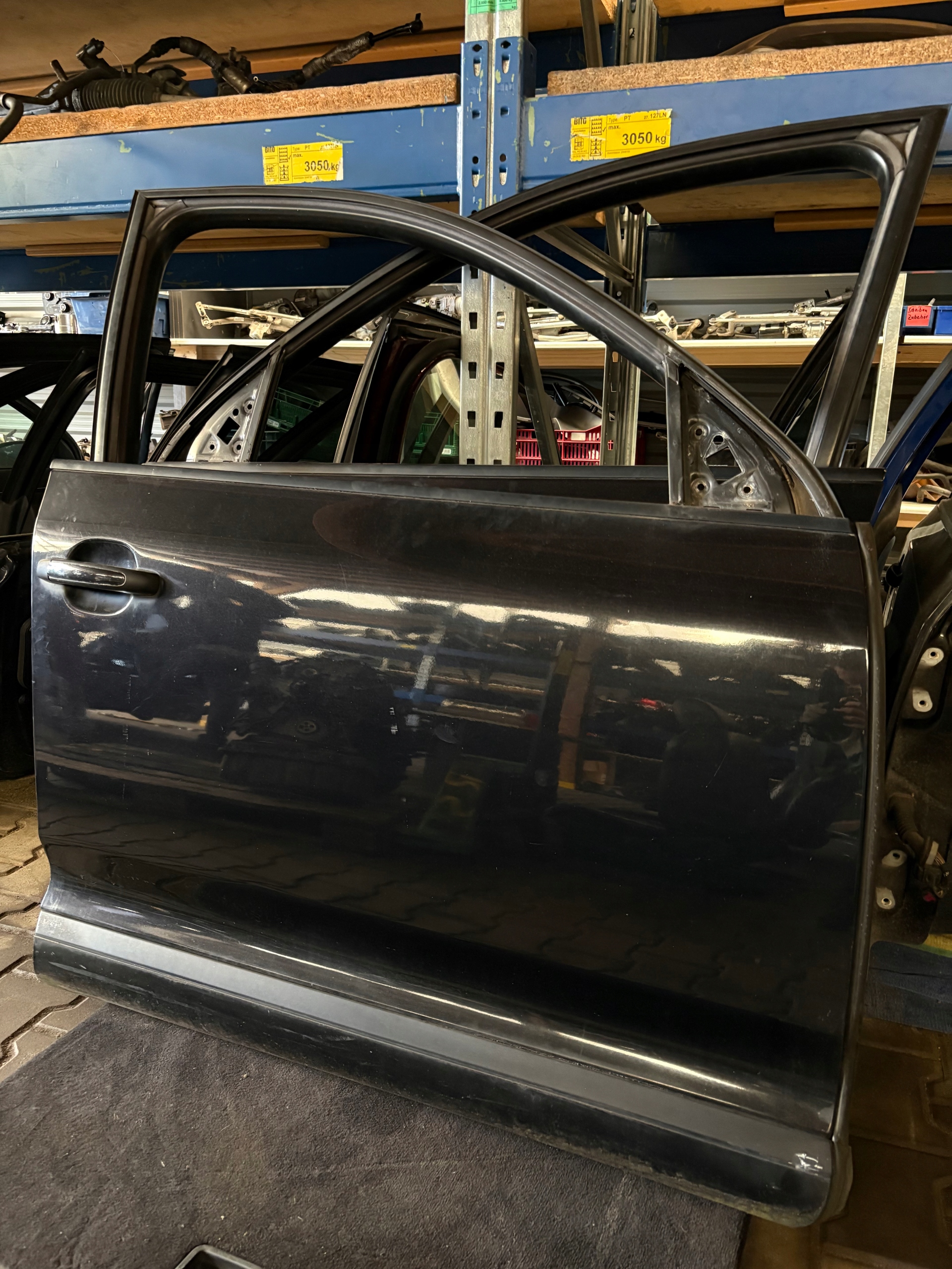 door KPL right front LC9Z PORSCHE CAYENNE and 02-10