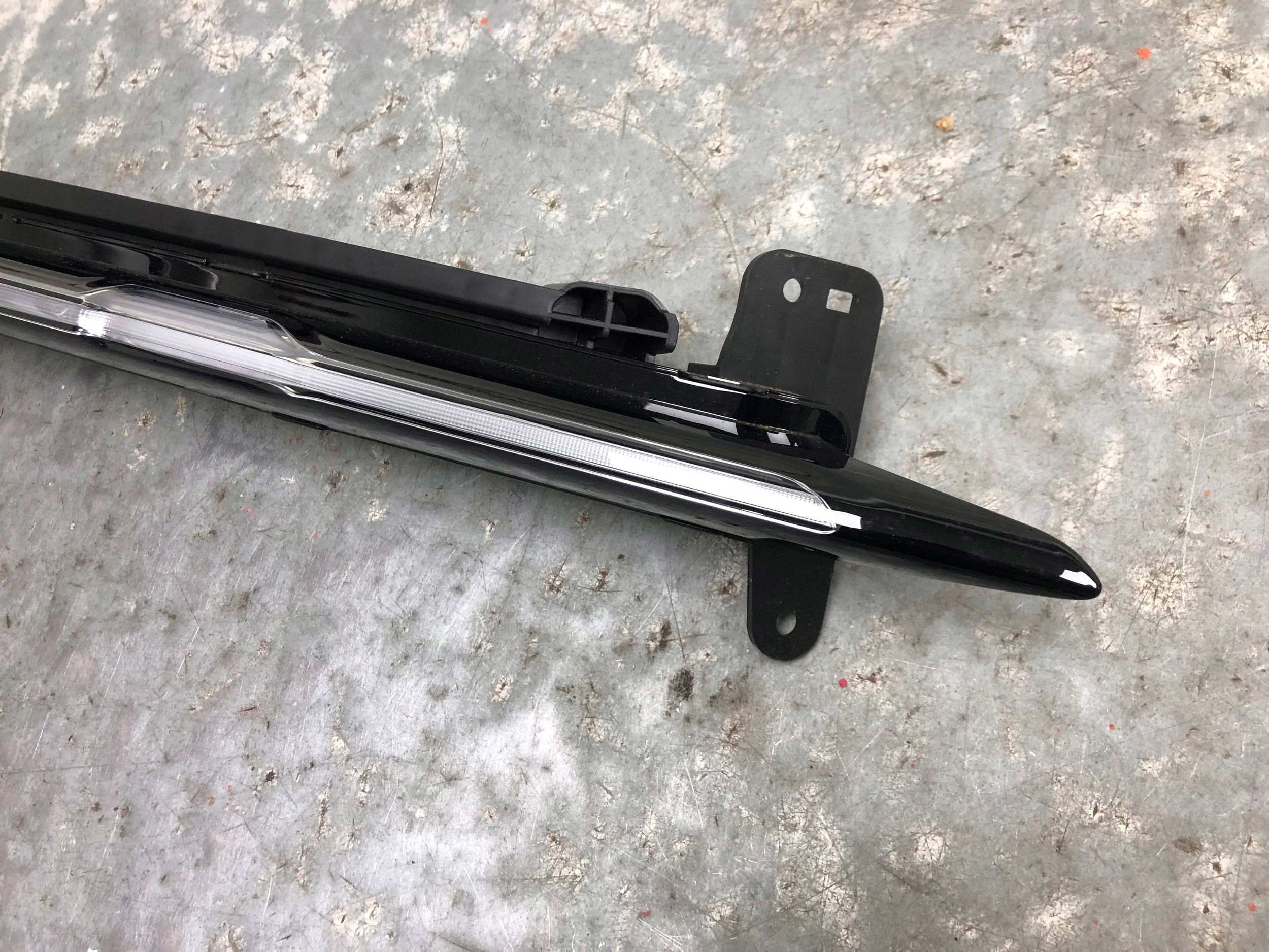 light DRL LED right front PORSCHE CAYENNE III 9Y 9Y0953082