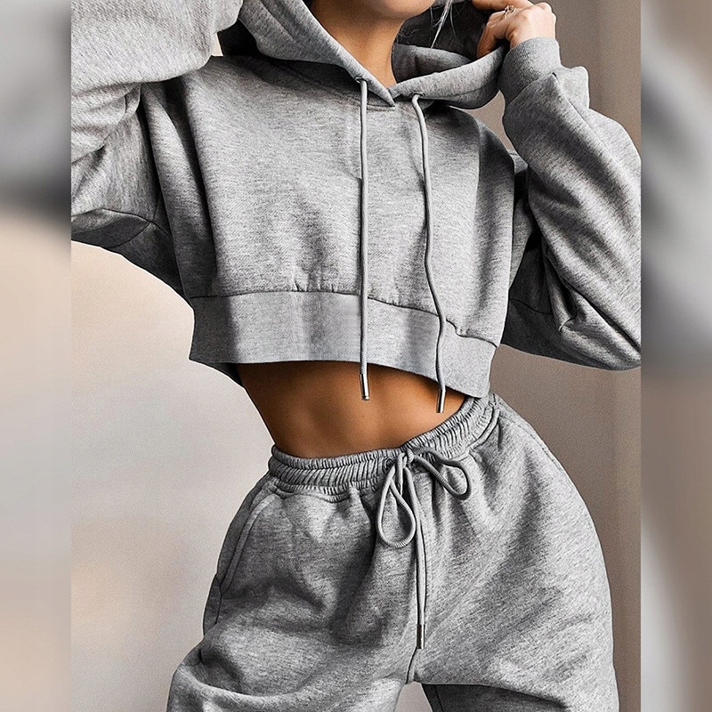 DAMSKI DRESOWY KOMPLET STYLOWY DRES WIELE MODELI Model Komplet Dresowy