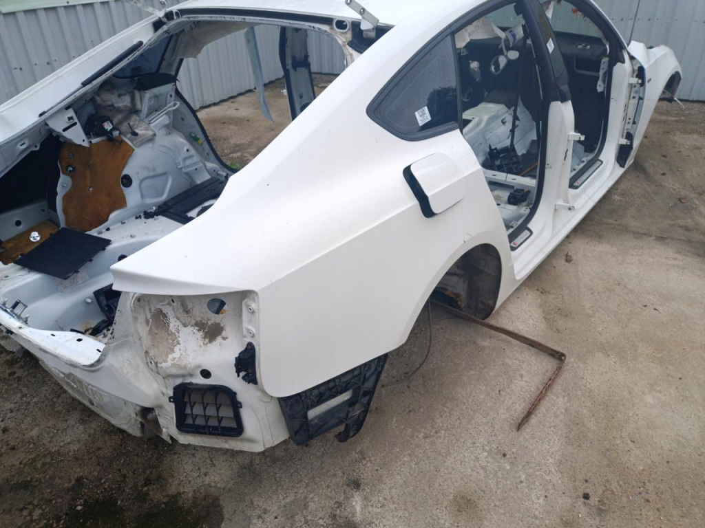 AUDI A5 8T SPORTBACK ĆWIARTKA BŁOTNIK PRAWY TYŁ LY9C Numer katalogowy części 01
