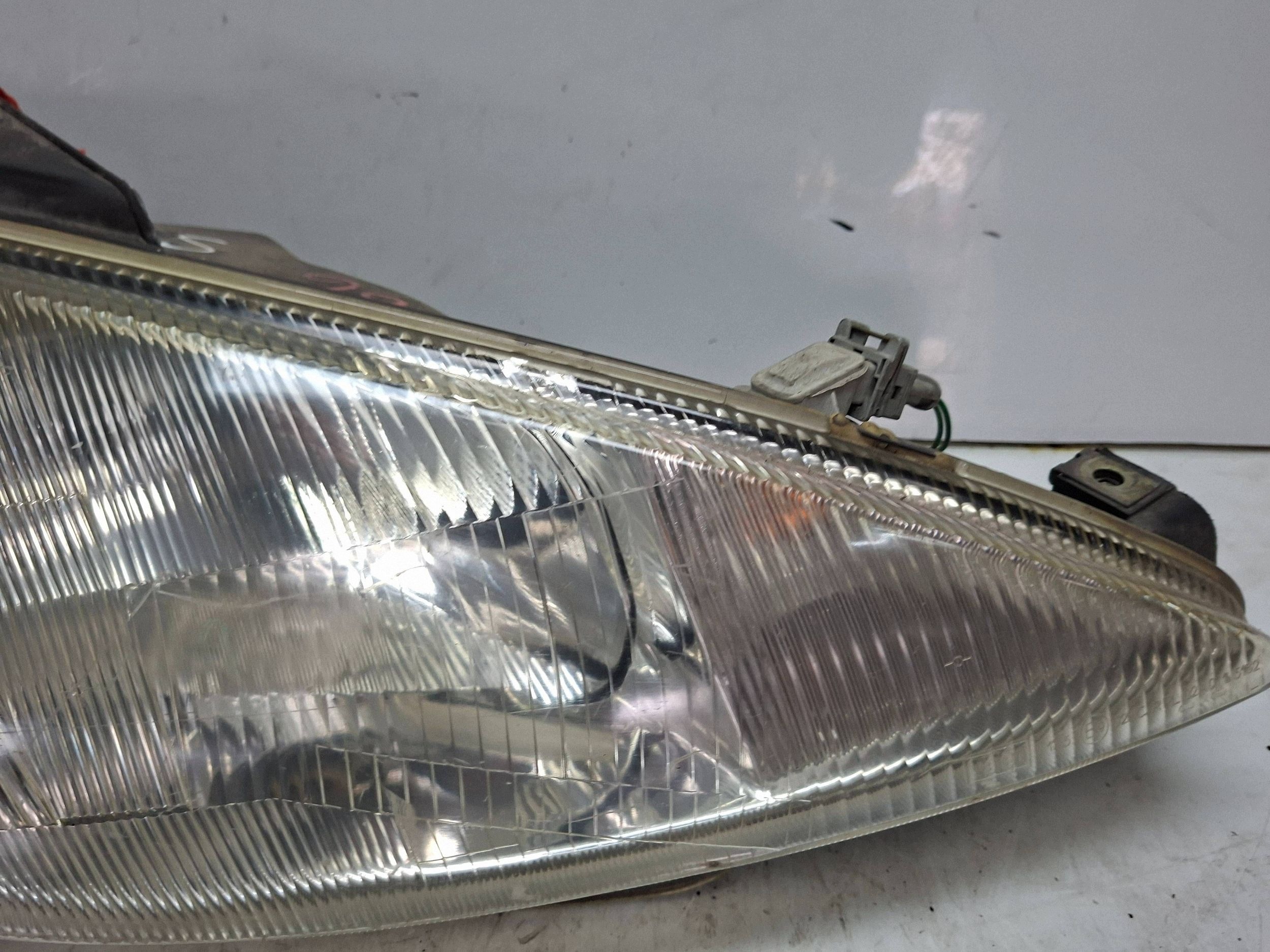 light front right PEUGEOT 206 1998