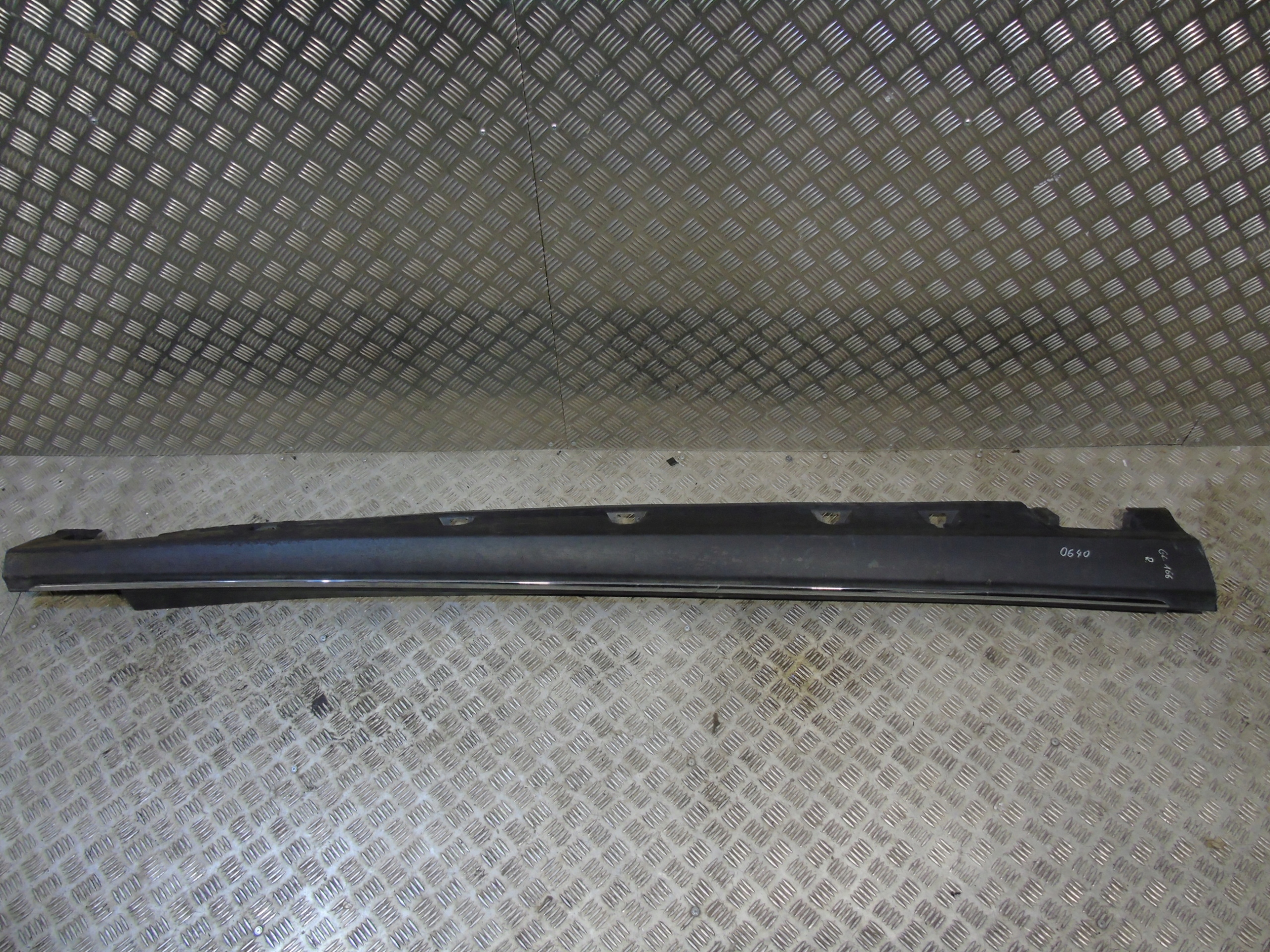 moulding threshold left MERCEDES GL GLS W166 1