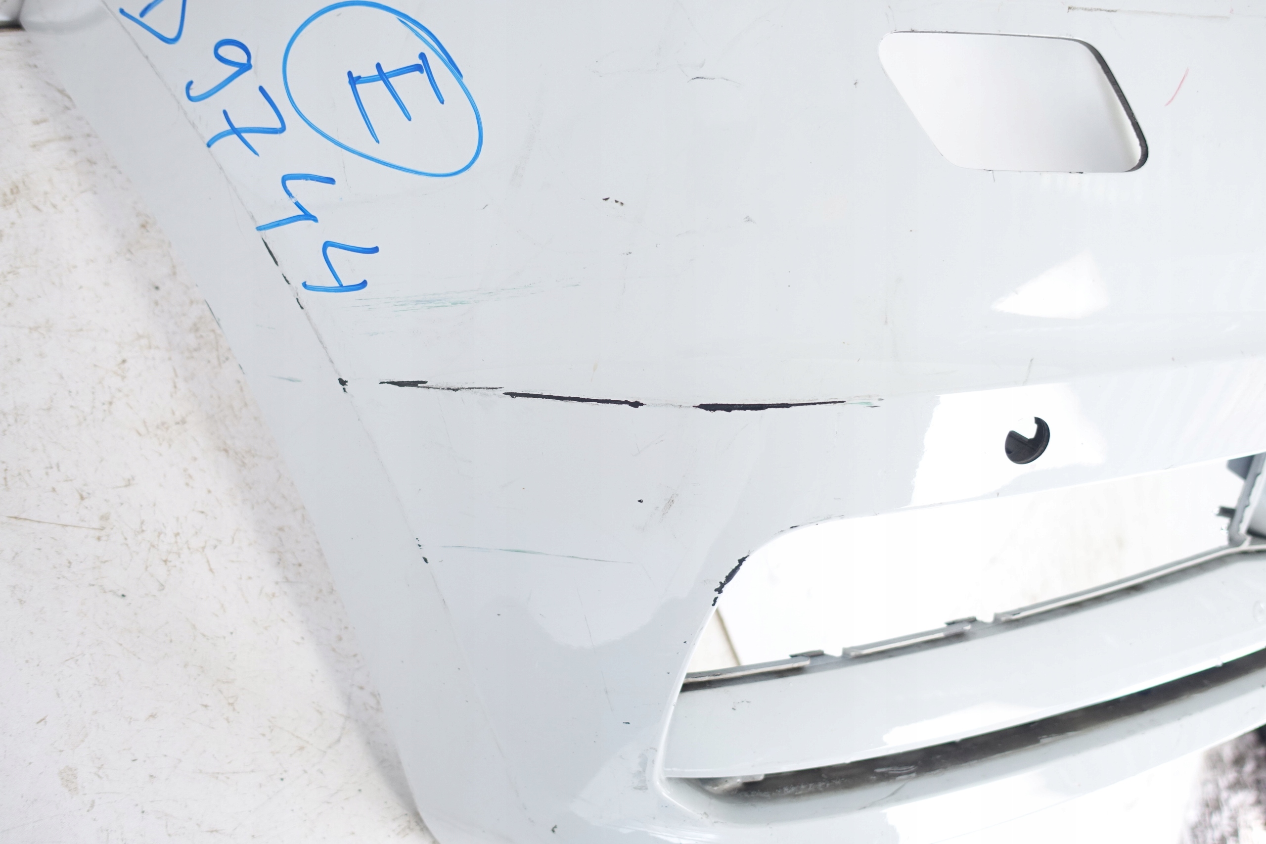 VOLKSWAGEN TOURAN II 5TA bumper front front 15- 5TA807221AL