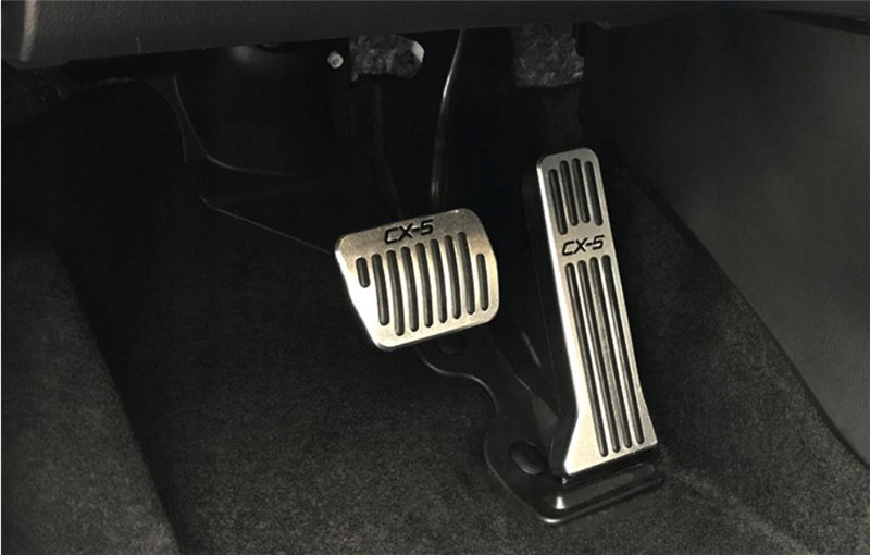 NAKŁADKI NA PEDAŁY MAZDA CX-5 BEZ WIERCENIA ALU AT EAN (GTIN) 4006984336353