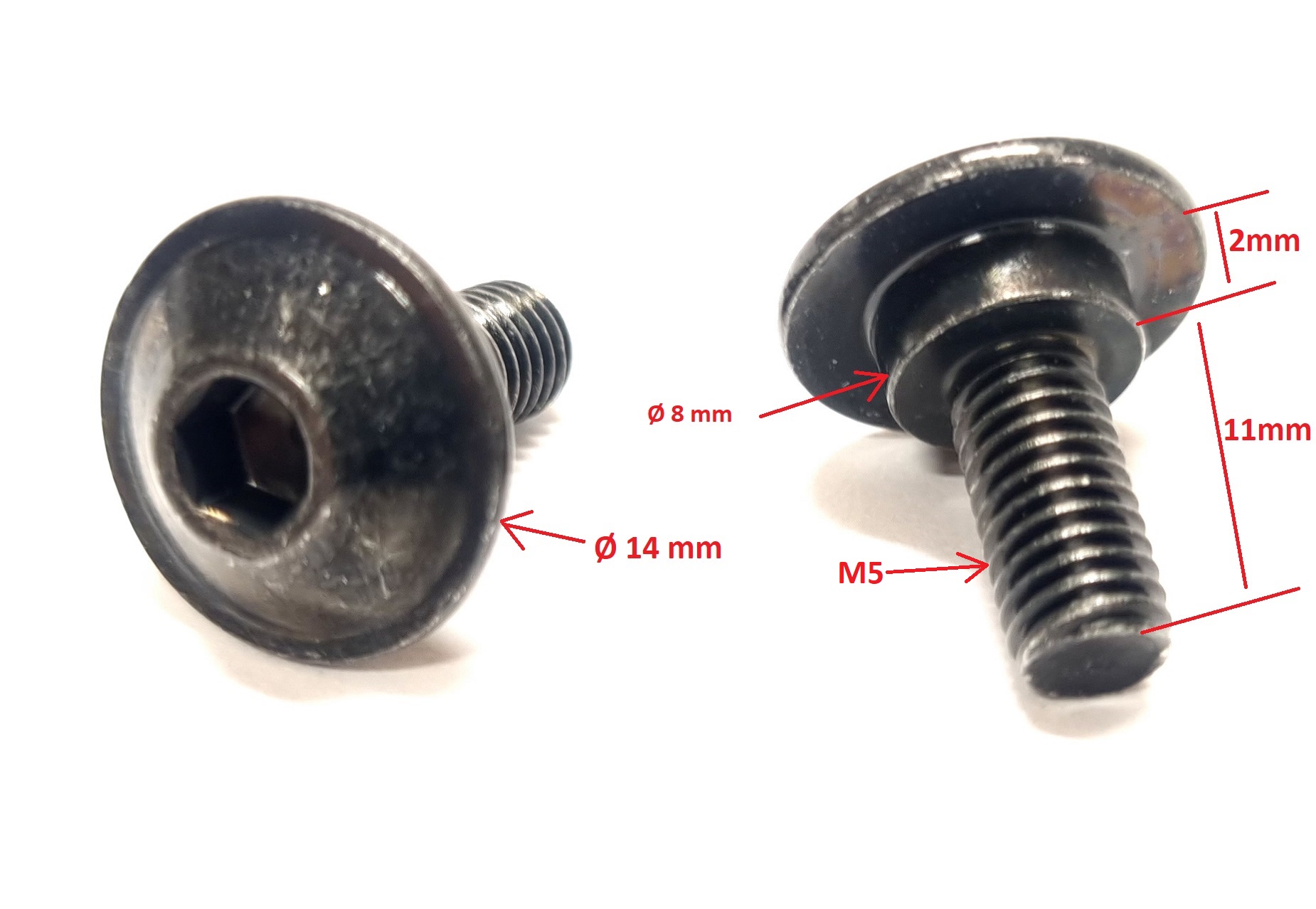 SKRUTKA M5x13 DEFLEKTORY SUZUKI SFV SV GSF GSX GSX-R DL Stav balenia originálne