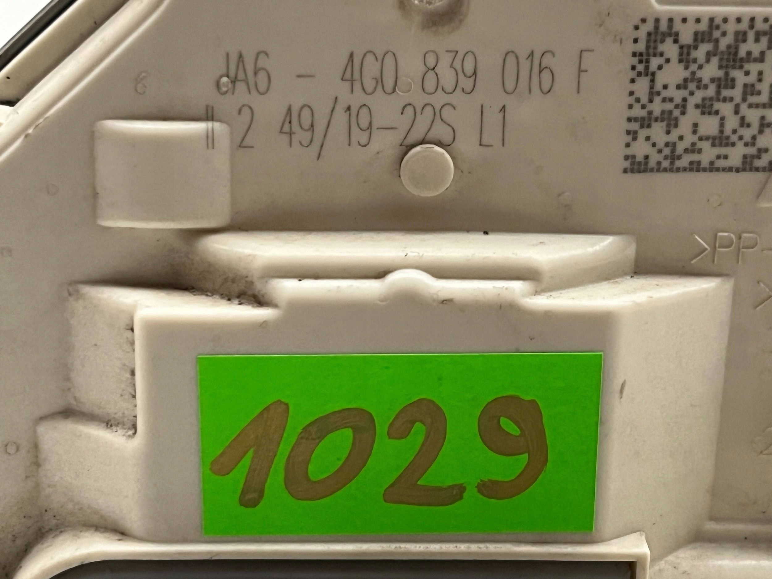 AUDI A6 C7 lock door right rear part 4G0839016F @M