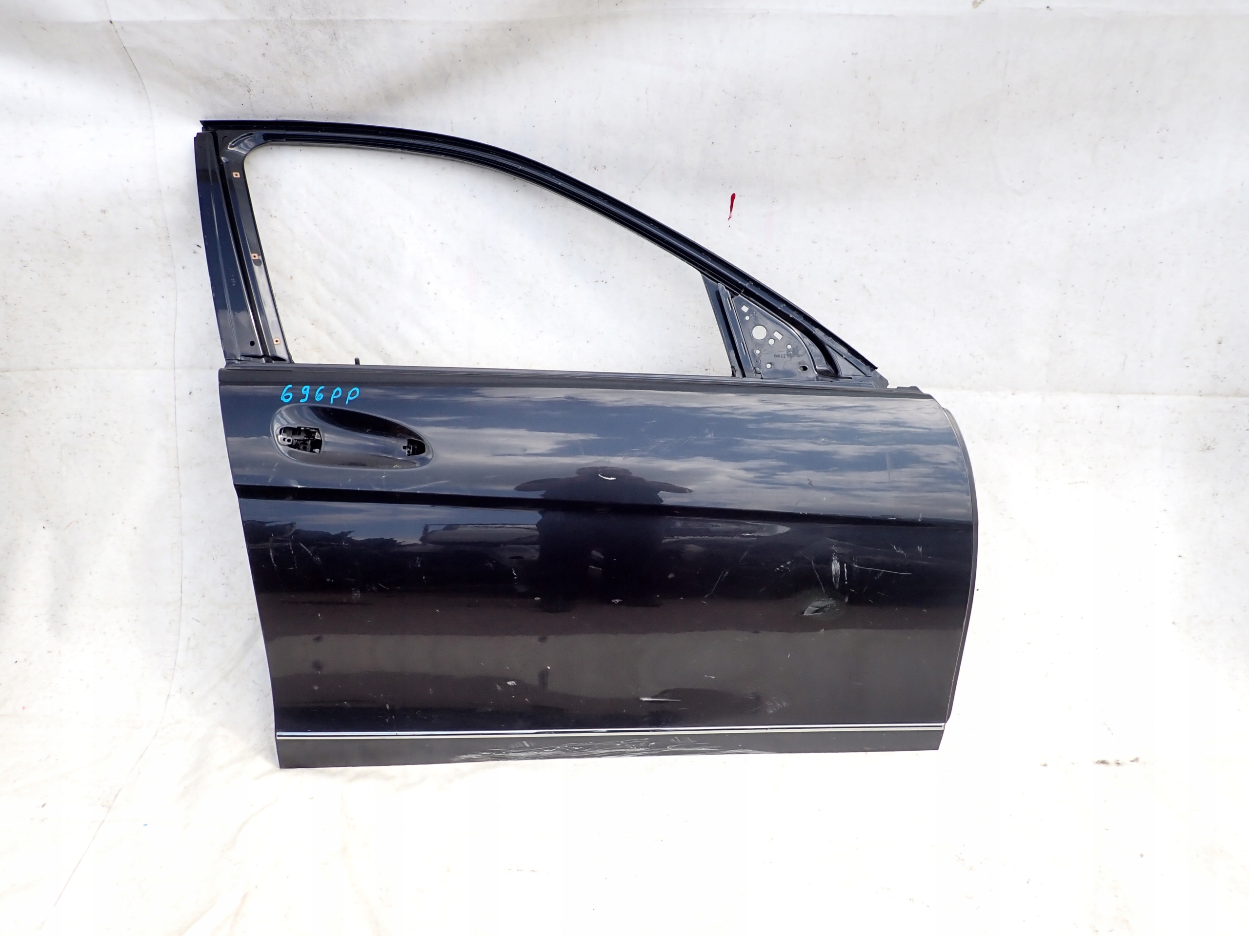 MERCEDES W204 C-KLASA door right front front