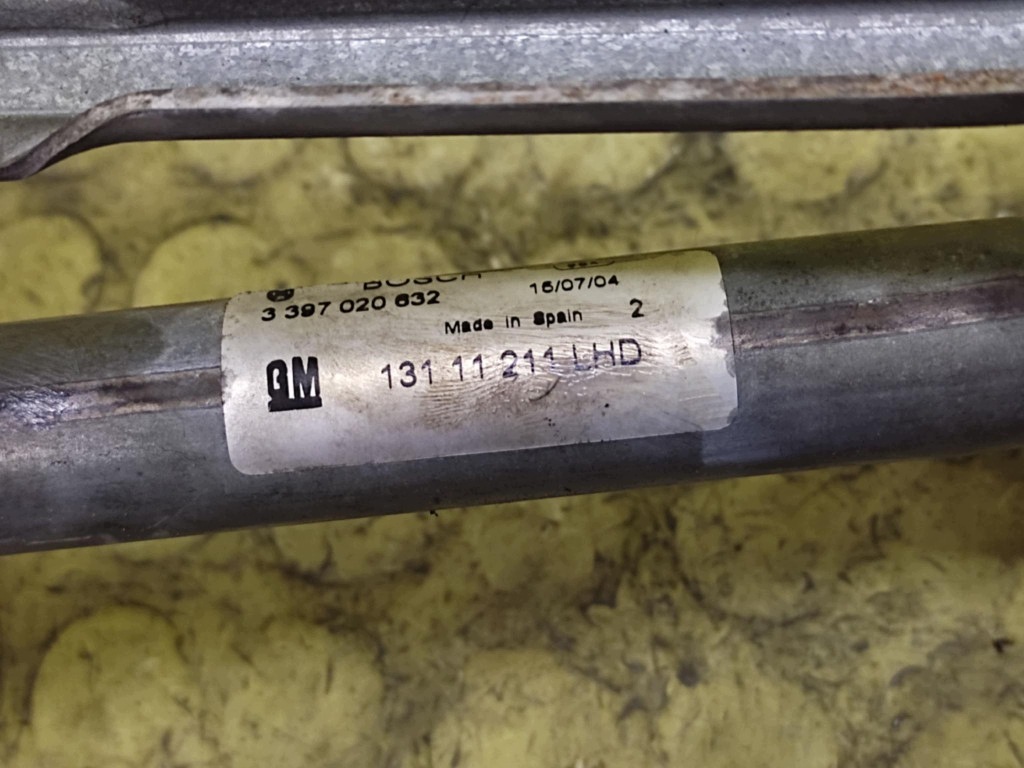 OPEL ASTRA H wiper mechanism front 13111211LHD