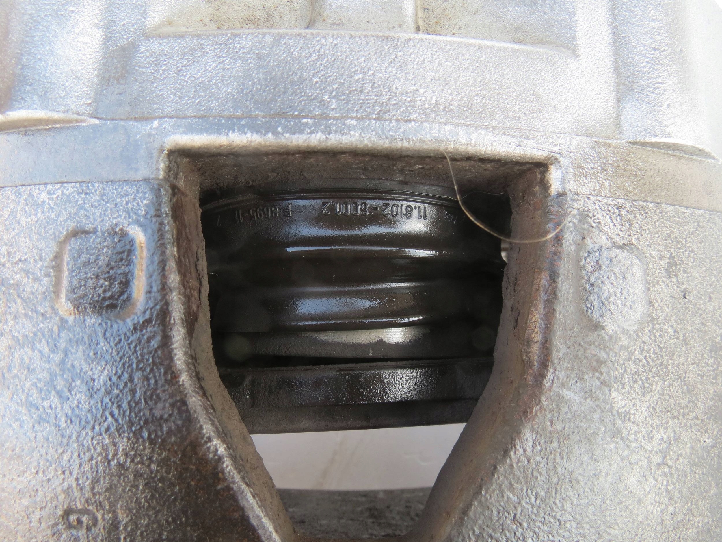 caliper brake 960 right front VOLVO XC90 30657307