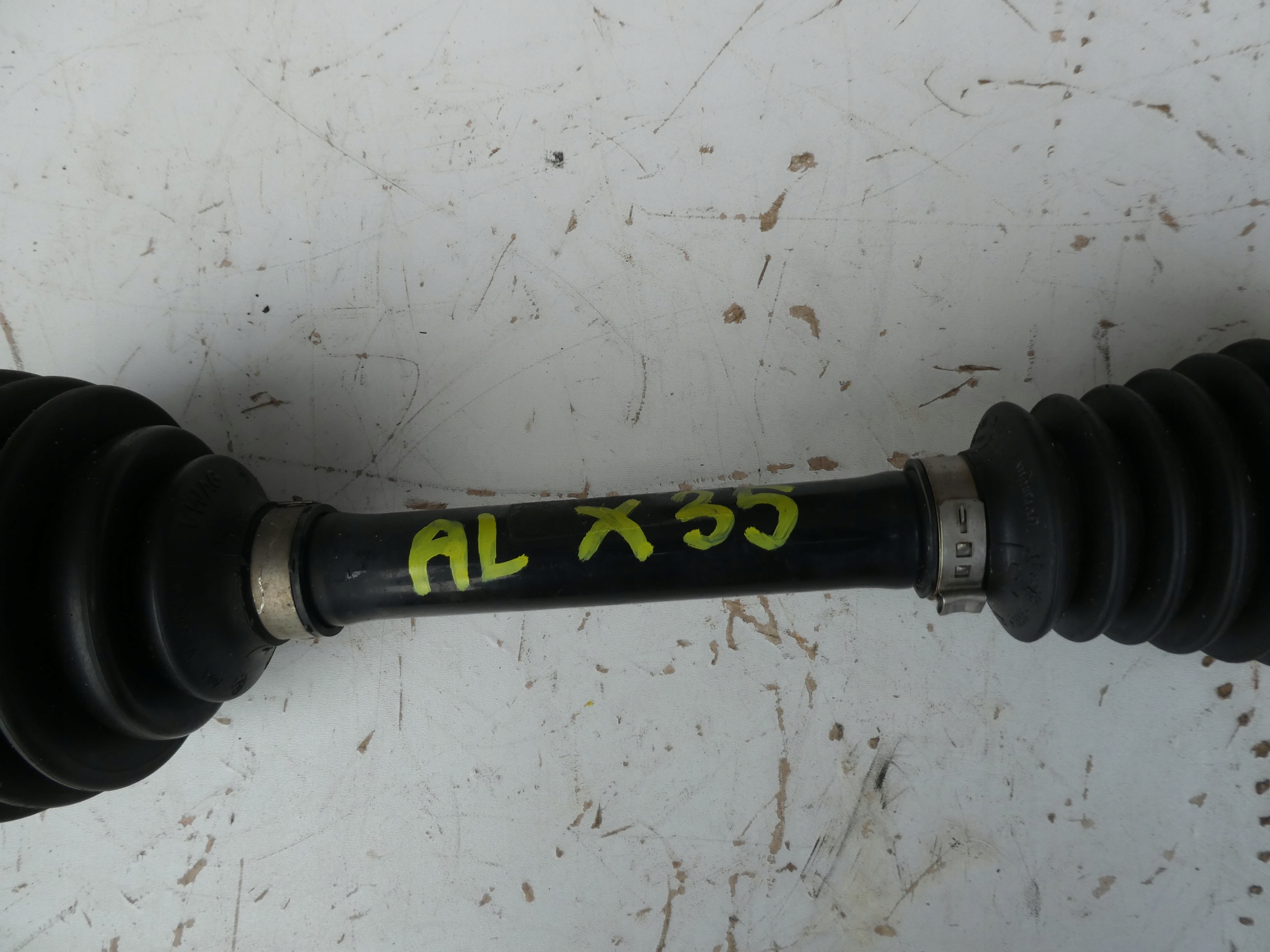 semi-axis left VW CADDY 2K5 2,0 TDI 1K0407271NQ