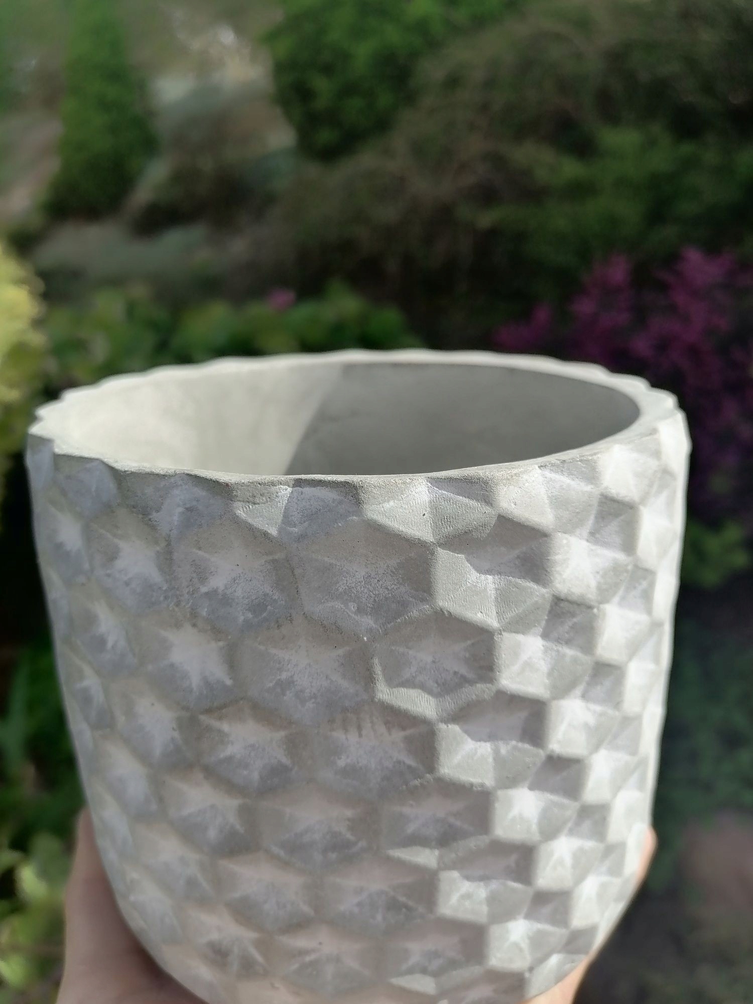 Doniczka betonowa szara osłonka 14x12 Kolor szary