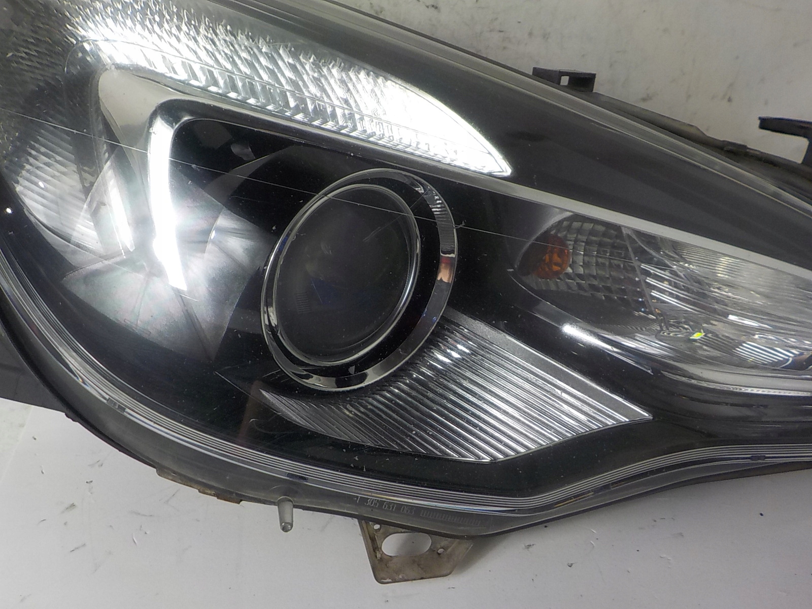 OPEL ASTRA J IV light right front front UK 13281283