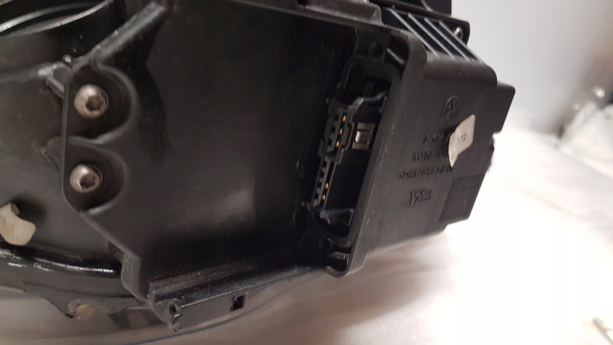 light front left BMW E81 E82 E87 E88 LCI XENON 7181281