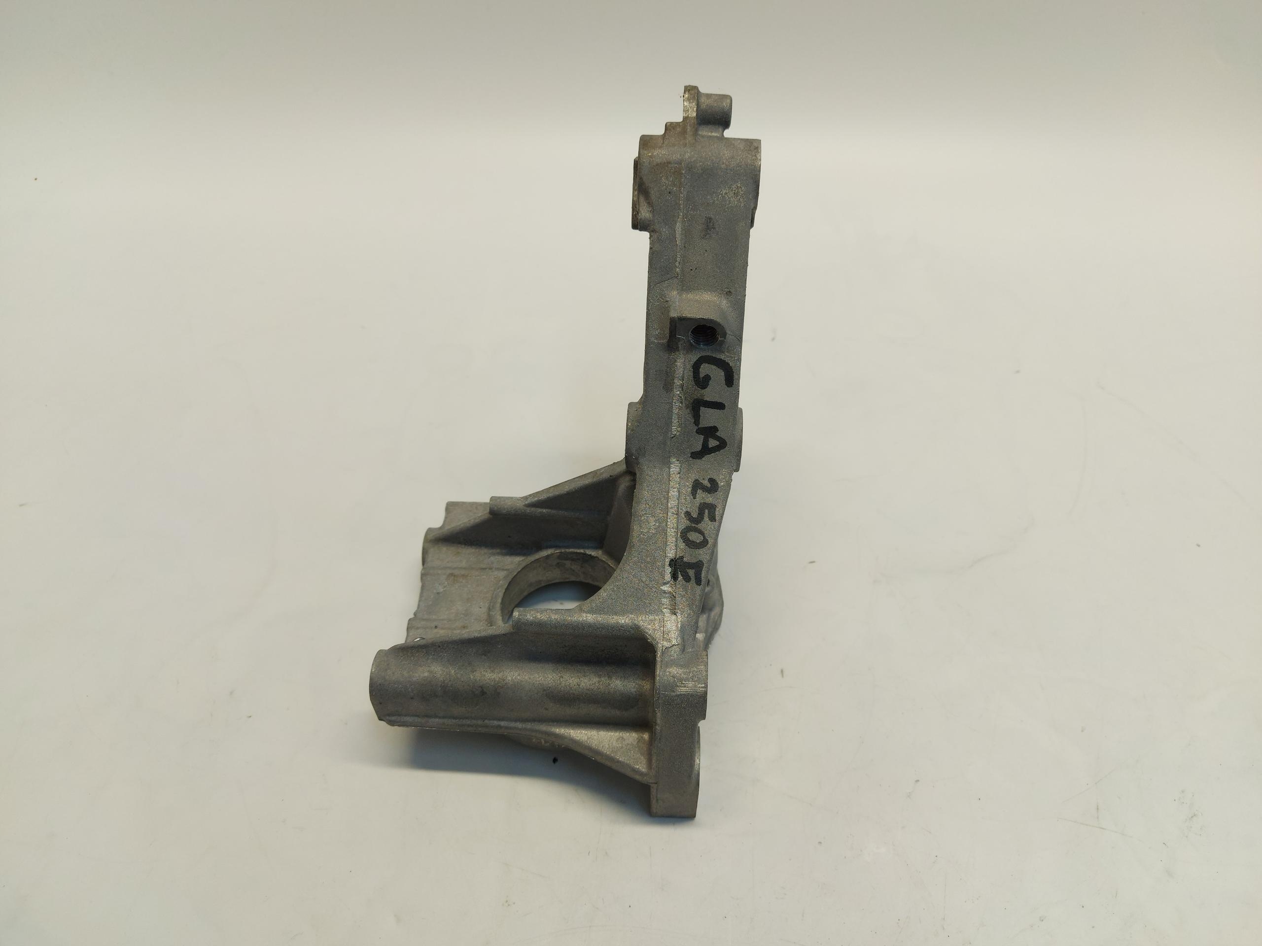 Mercedes GLA 250e LIFT II H247 Support Support A2822258000