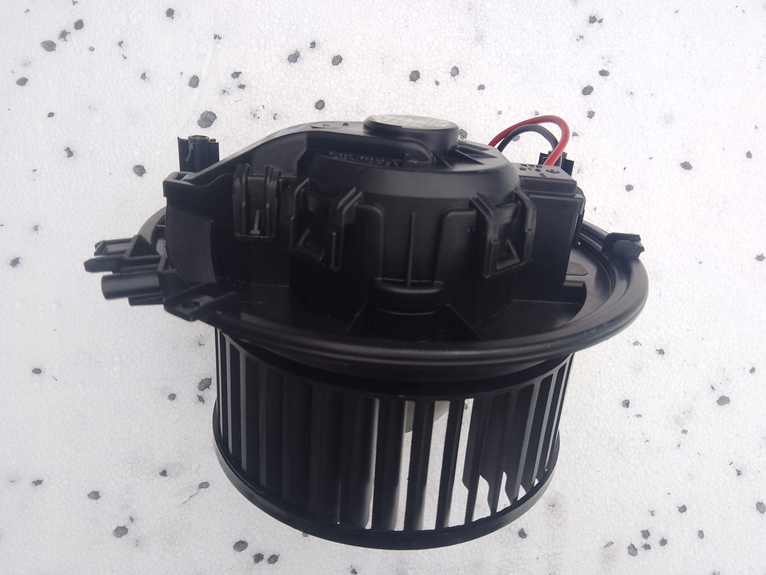 ventilátor tOPENÍ topení VW 5WB819021