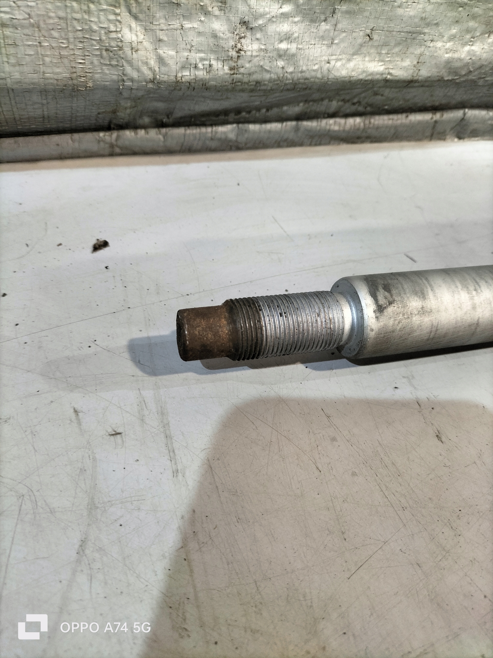 Schraube MOCUJACA Querlenker rechts vorne NISSAN INTERSTAR 2.5DCI 7700308893 A