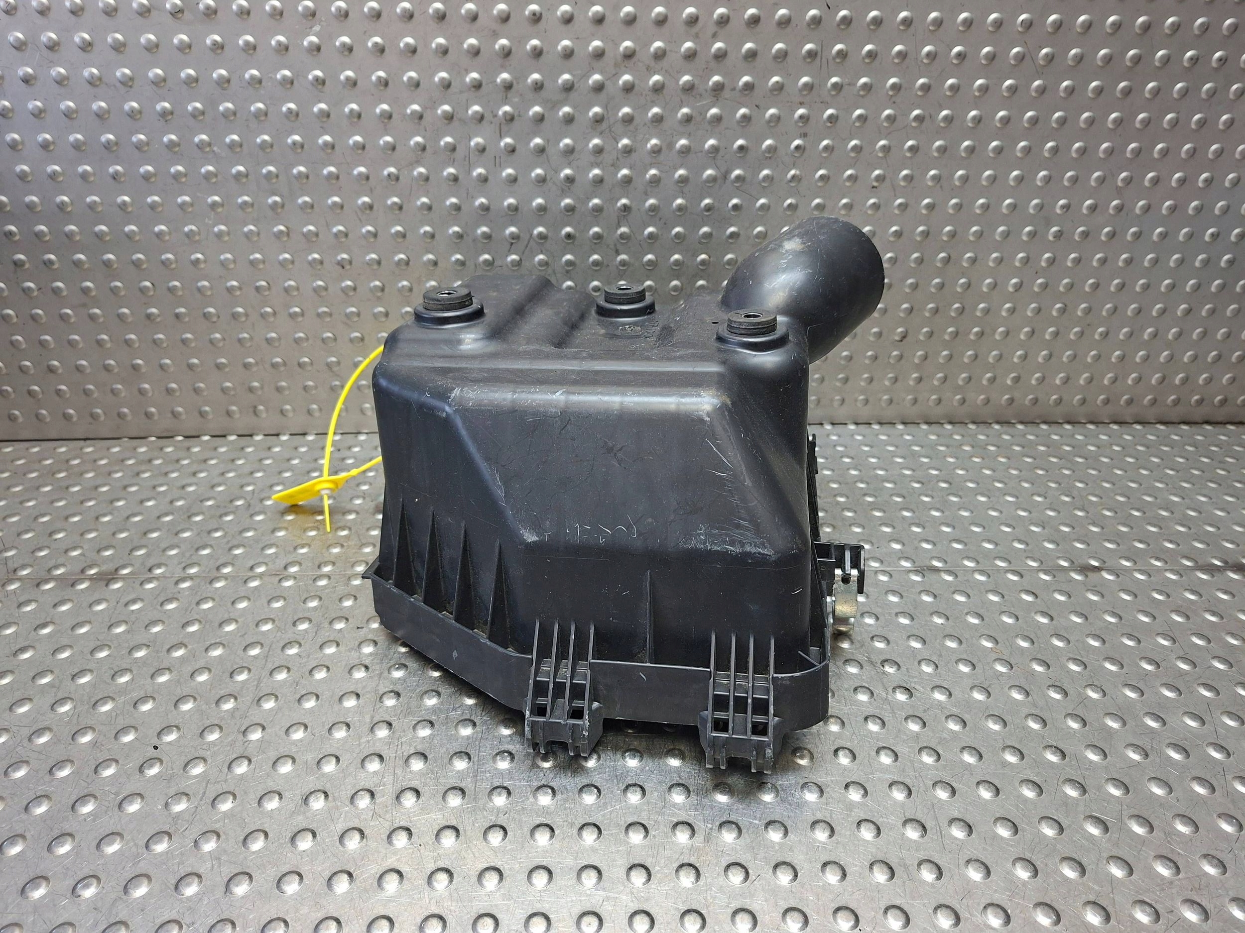 Abdeckung OBUDOWY filter luft TOYOTA RAV 4 12- 17701-26320