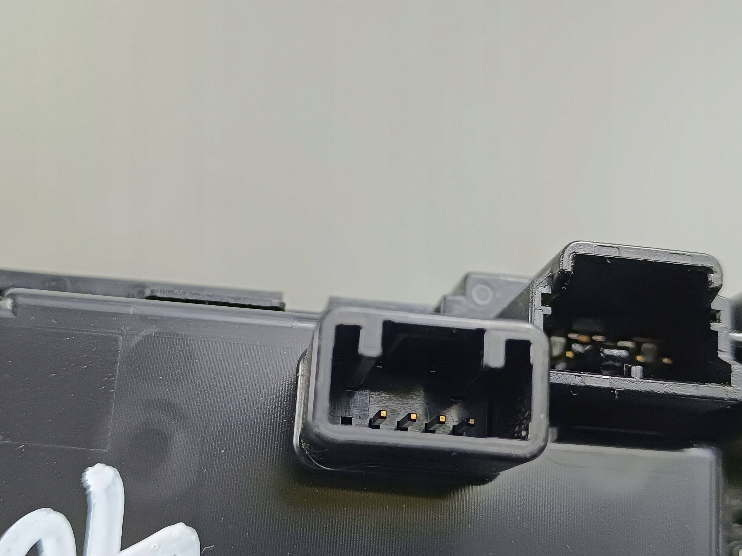 2022 mazda шлейф подушки безопасности DE4H66CS0A