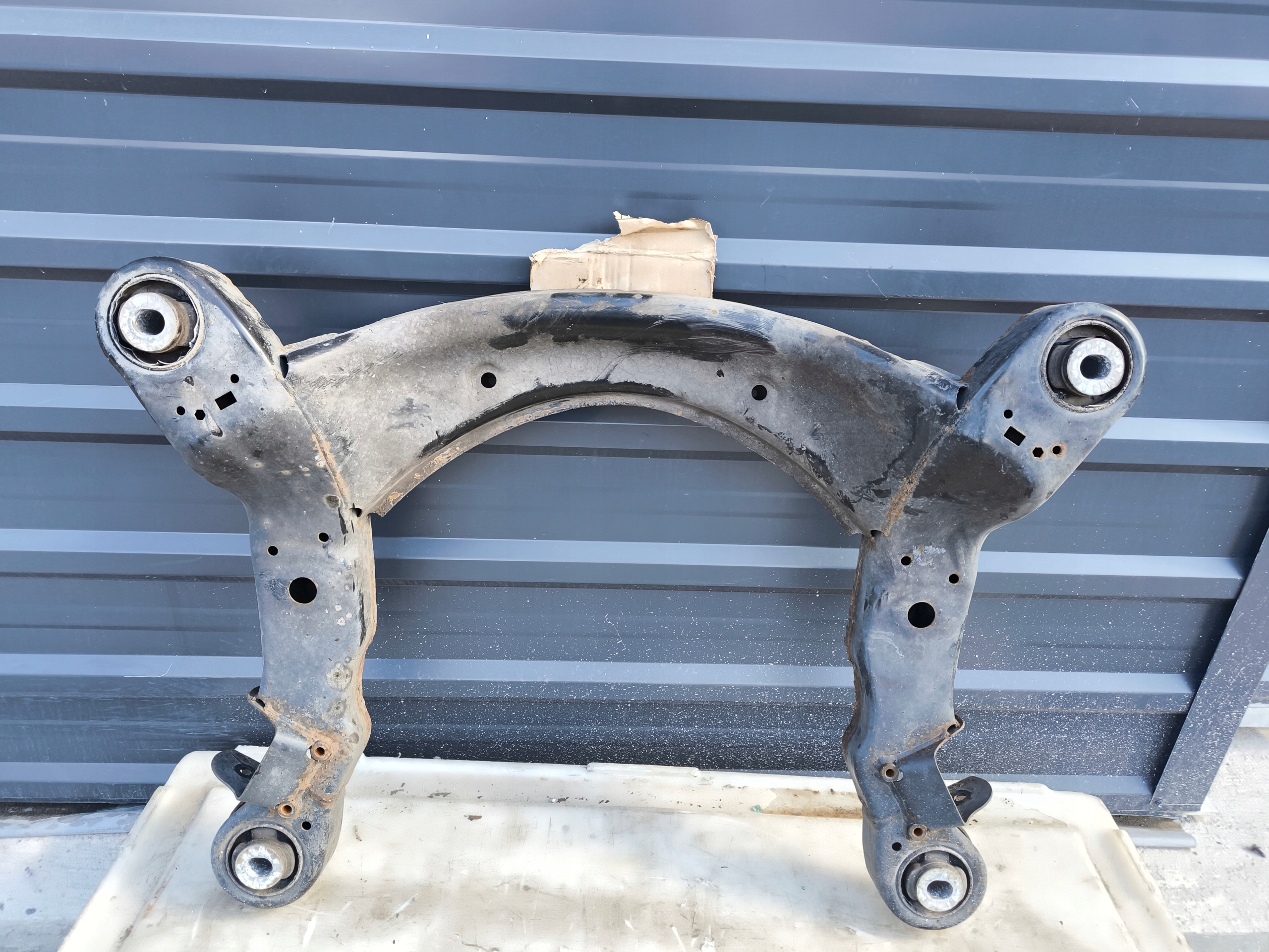 TRAWERS axle beam subframe front AUDI A6 C6 4F0399313L *3* original !!!