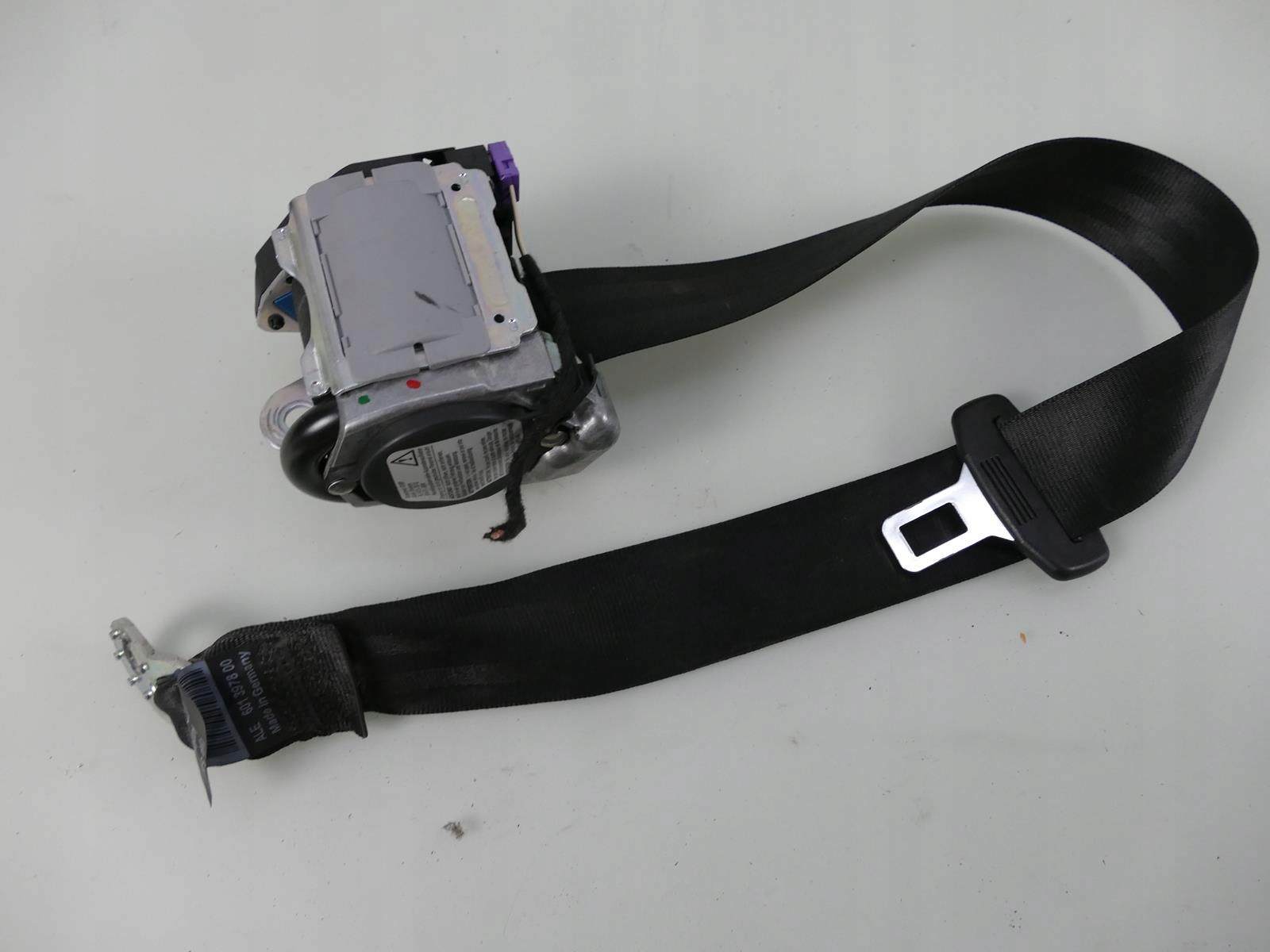 AUDI A8 D3 und LIFT Gurten Sicherheits mitte heck
