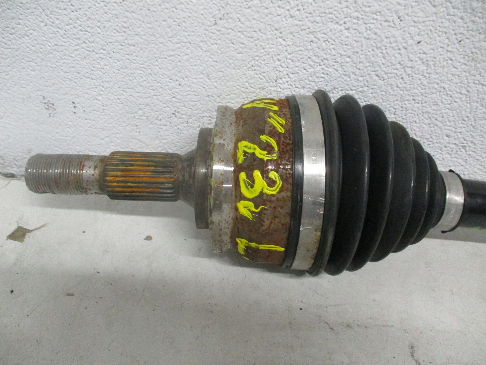 semi-axis left PEUGEOT 3008 II 9837649980