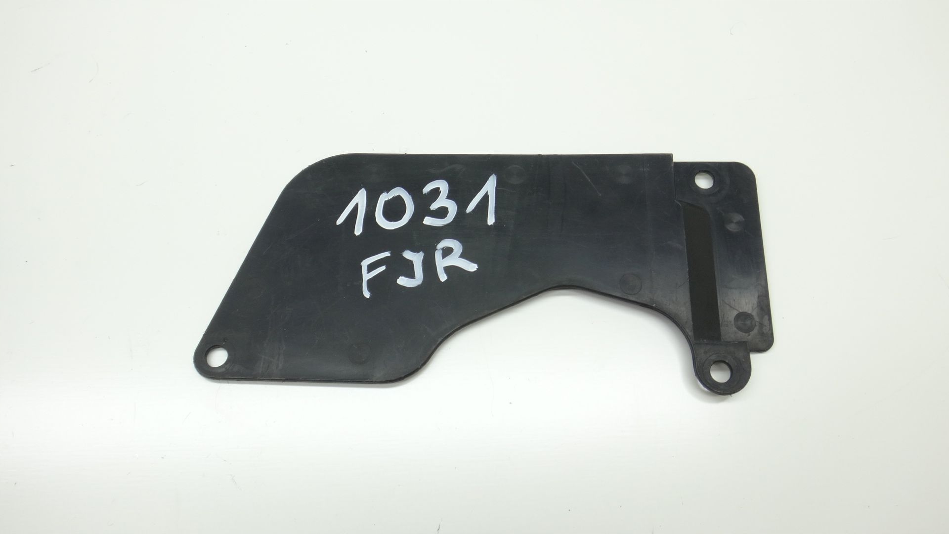 PLASTIK OSŁONA YAMAHA FJR 1300 01-05