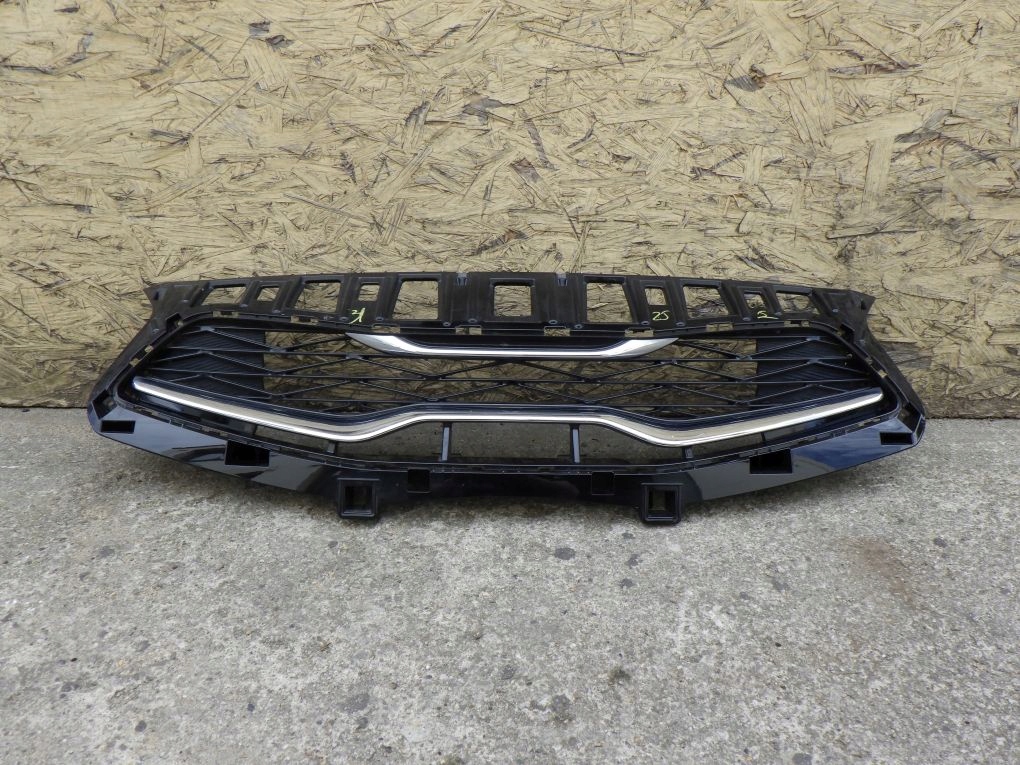 KIA CEED 3 III LIFT 2021- atrapa grill