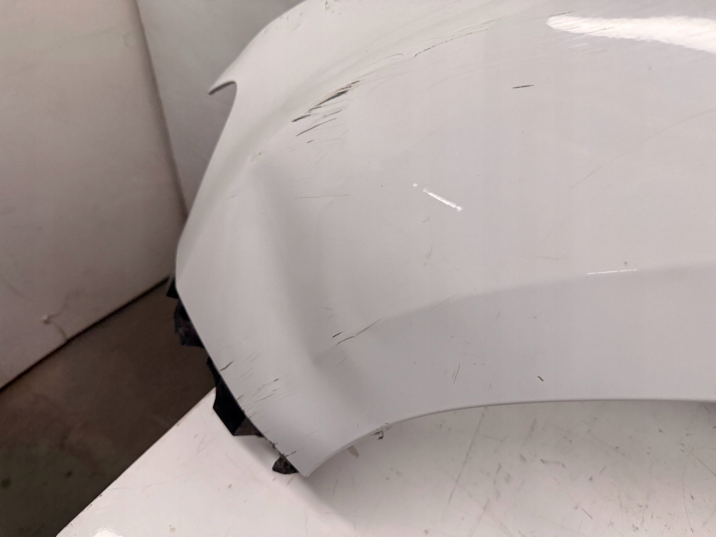 Dacia Duster II fender left front front DV369