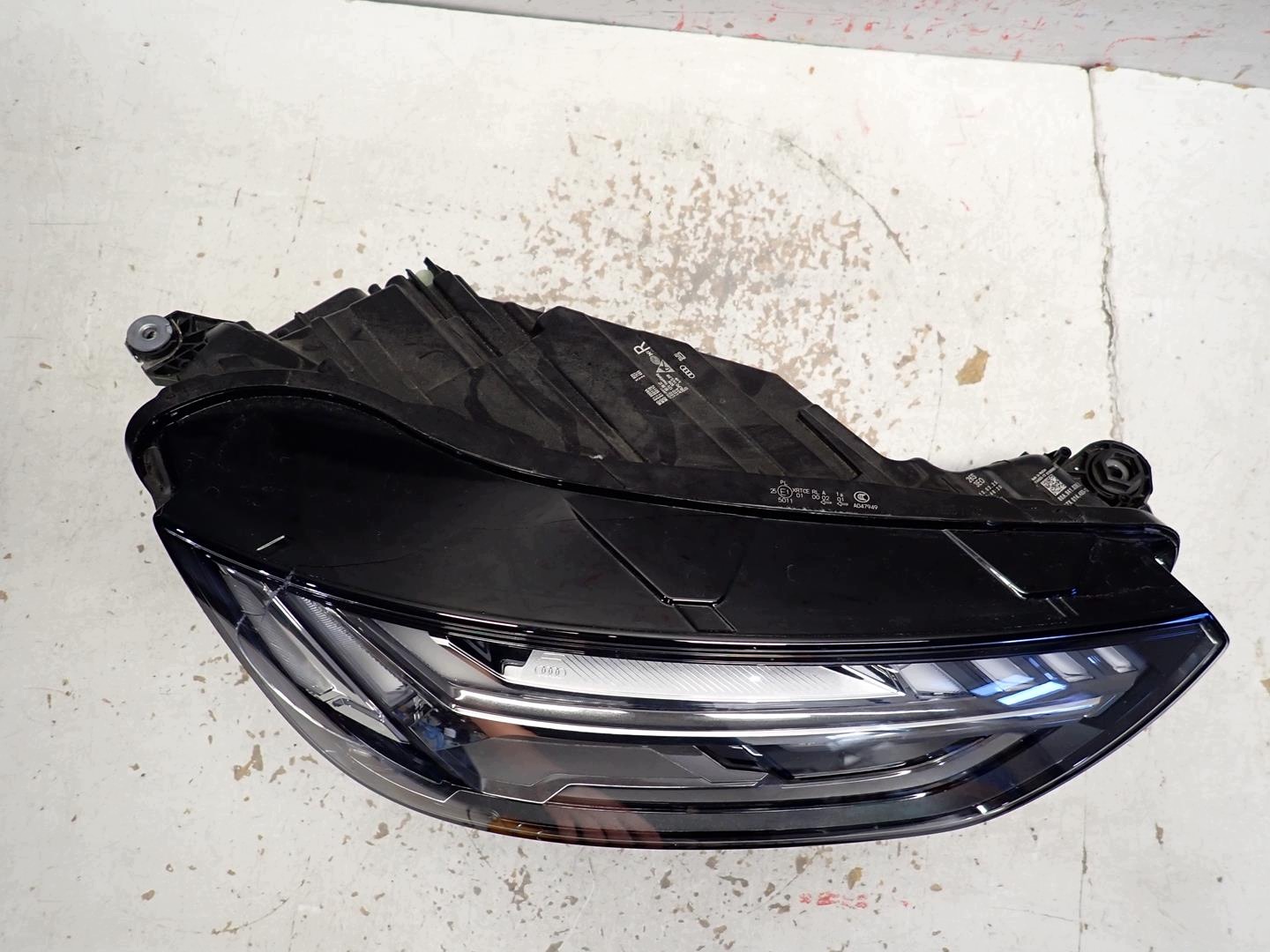 light front right AUDI Q5 II LIFT 2020- FULL LED 80A941036E MATRIX