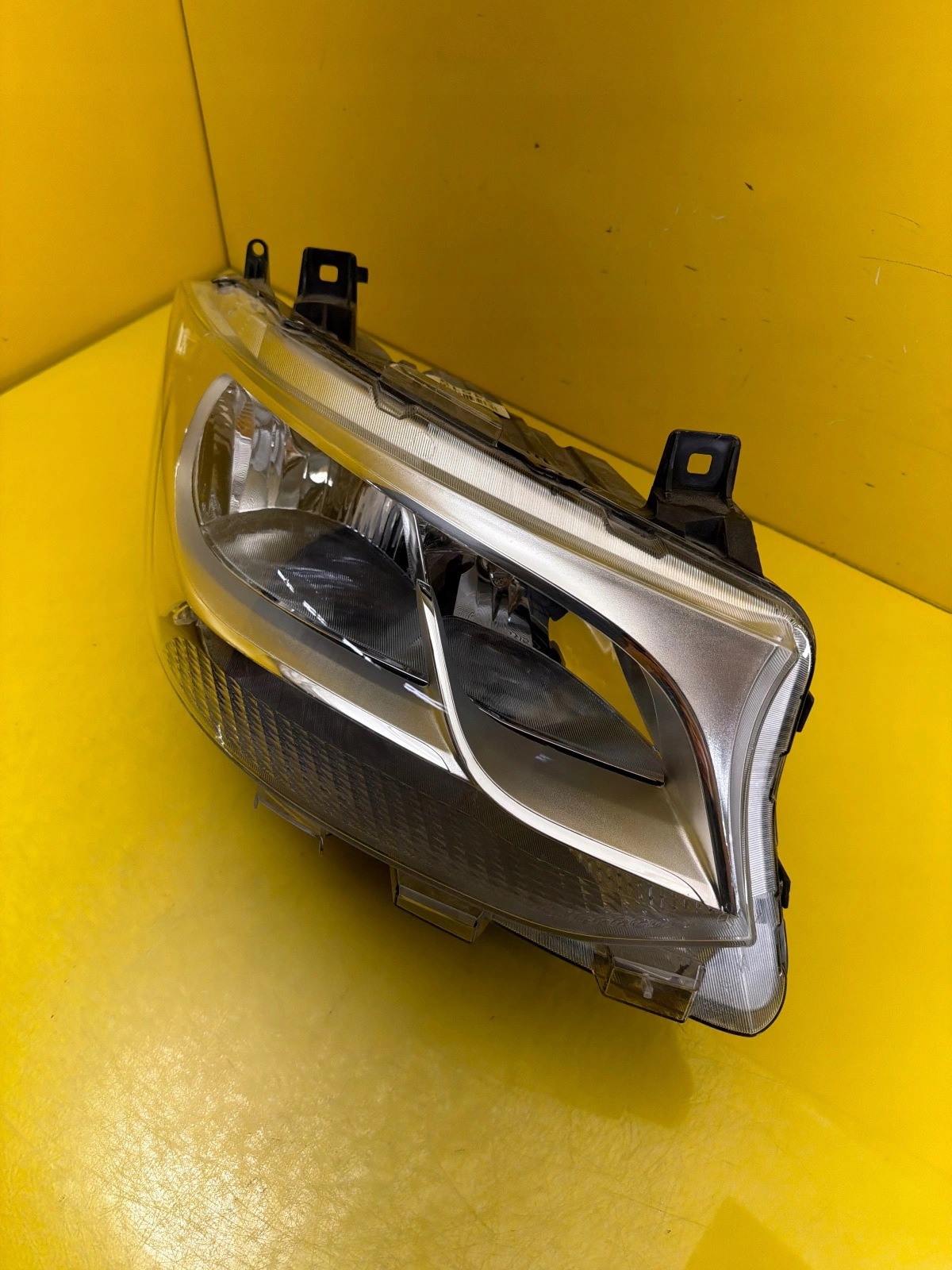 light right Mercedes Sprinter W910 Zwykla A9109060100