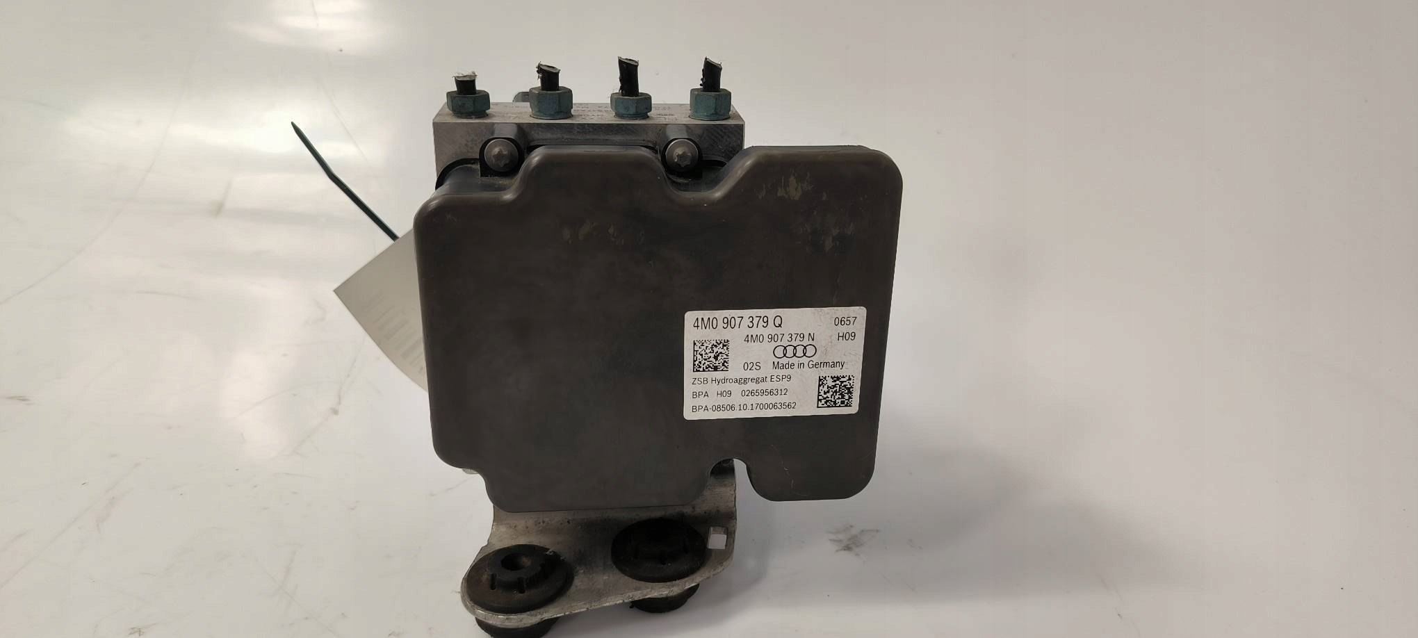 pump ABS brake 4M0907379Q AUDI Q7 II 4M