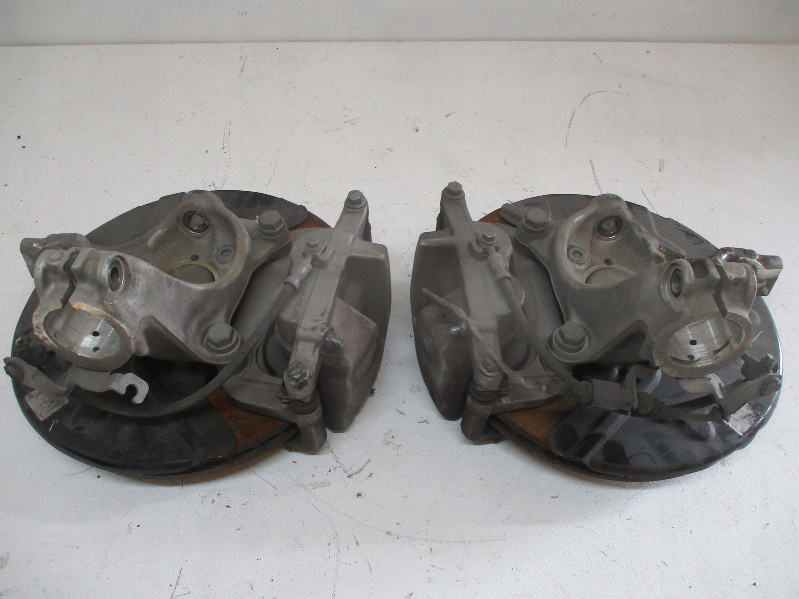 swing swings front AUDI Q4 E-TRON 1EA407257H 1EA407258H