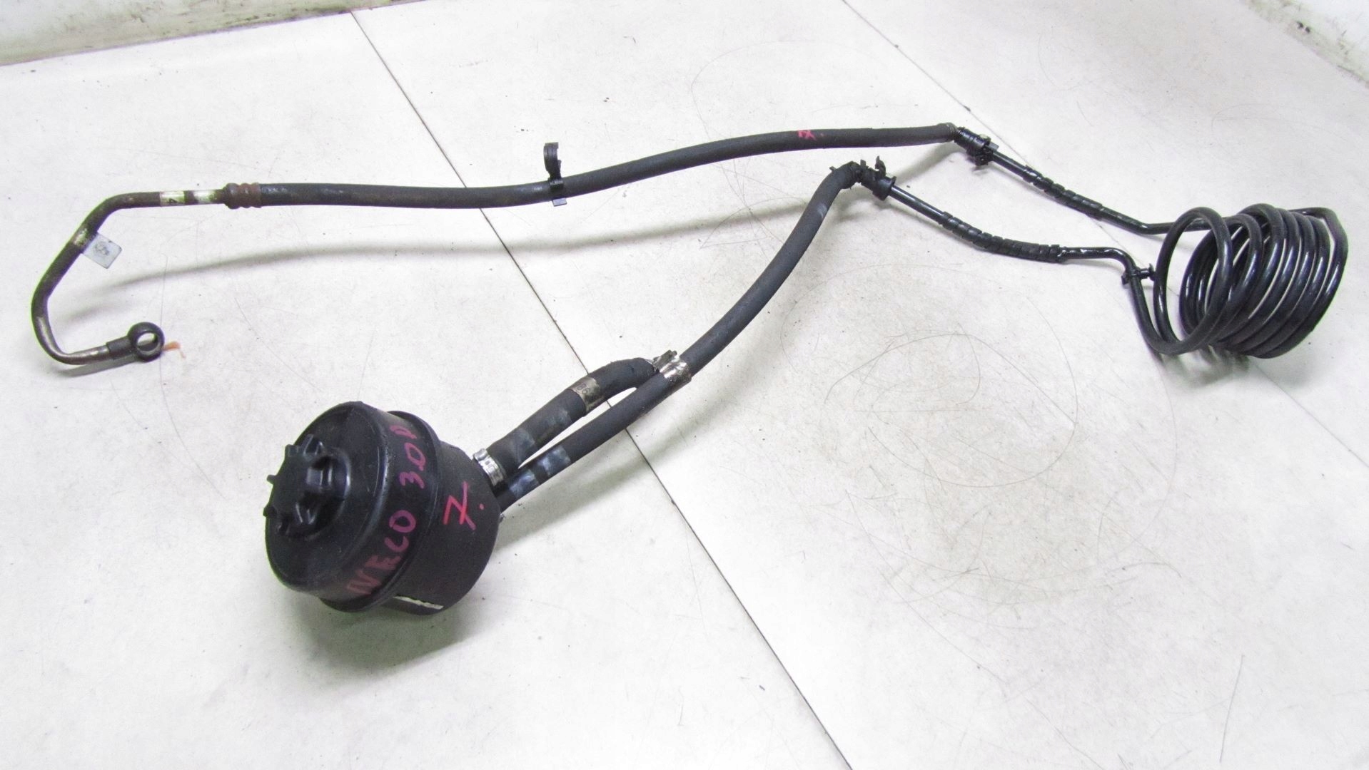 233/007 - DAILY 3.0 МАСЛЯНИЙ РАДІАТОР БУСТЕРНИЙ БАК