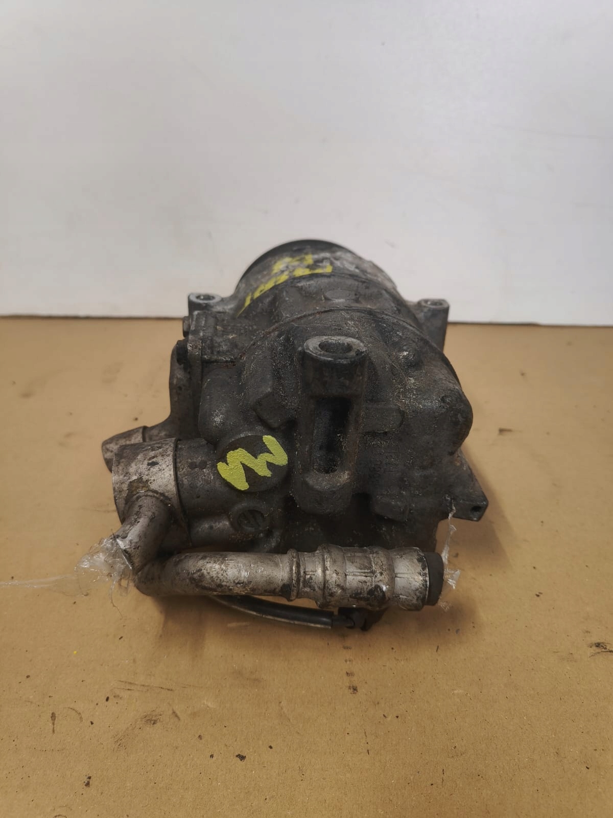Volkswagen compressor compressor; of the air conditioning 1K0820859F