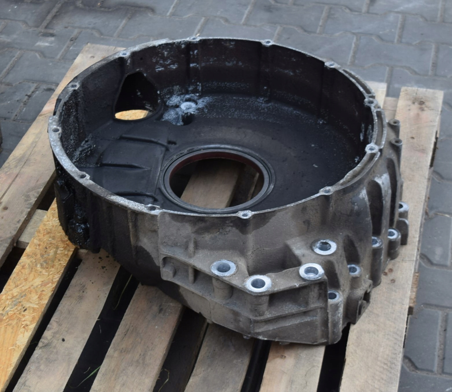 КОРПУС СЦЕПЛЕНИЯ DAF XF CF 105