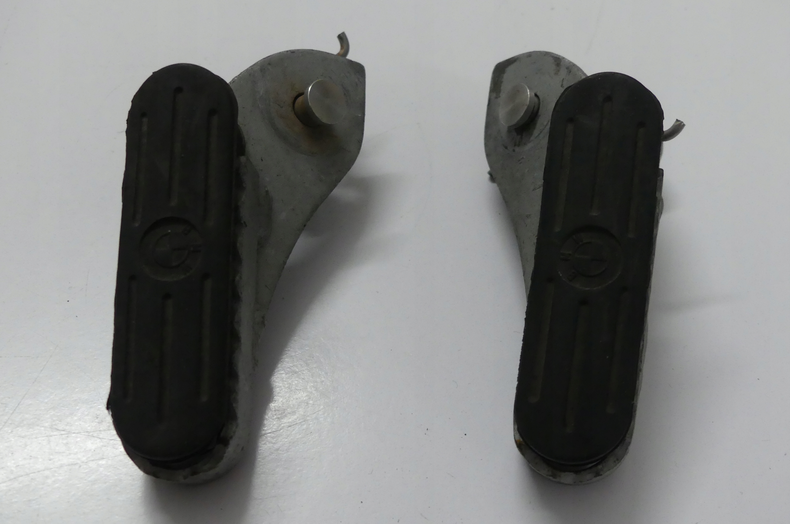 56ETHAAHRTZ - . Подножка левая правая BMW R1200 GS R1200GS K25 04