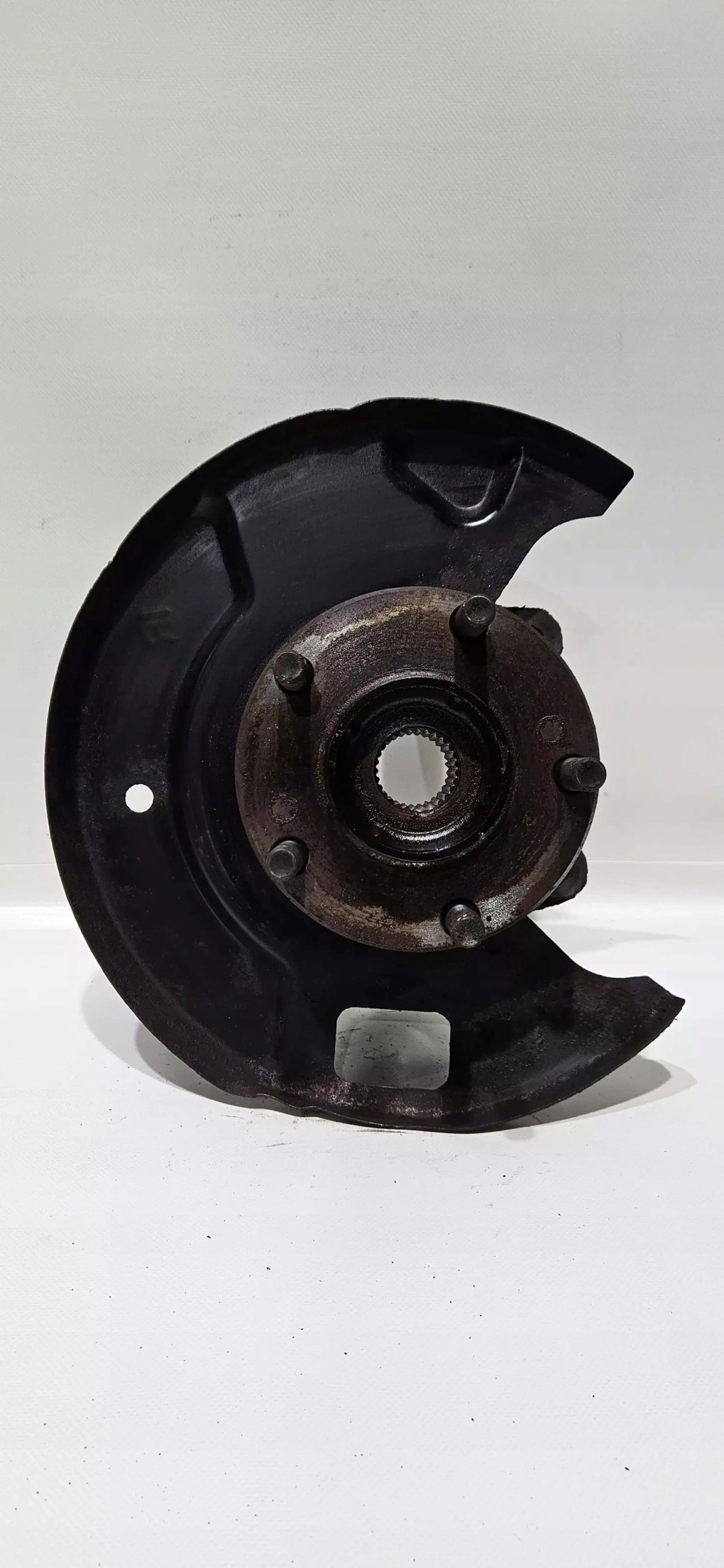 otoč čepu pravý předek NISSAN MAXIMA 95-99