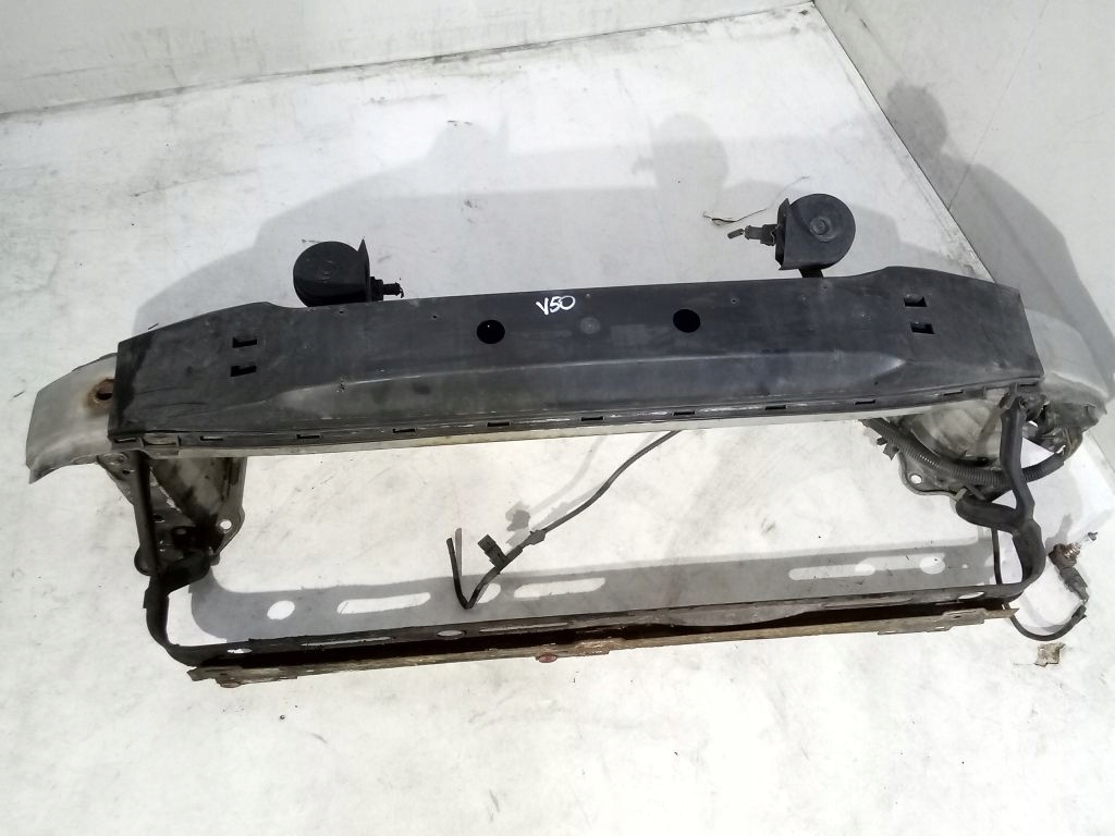 Volvo V50 sider below bumper front 30655876