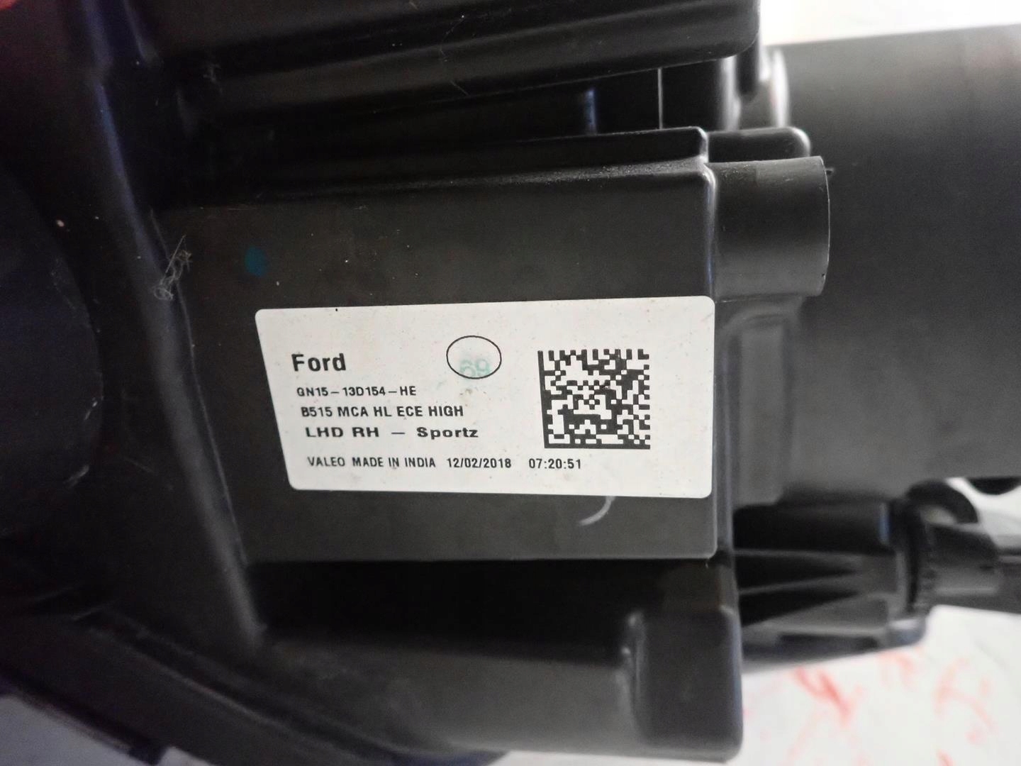 light front front right FORD ECOSPORT LIFT 2017- XENON